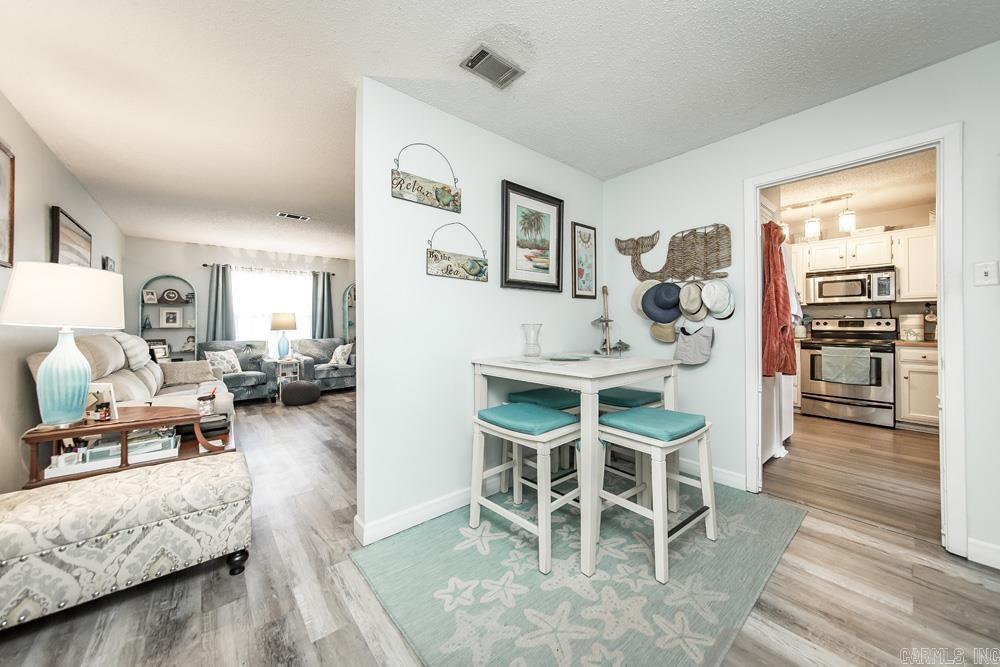 OAK CREST - Residential