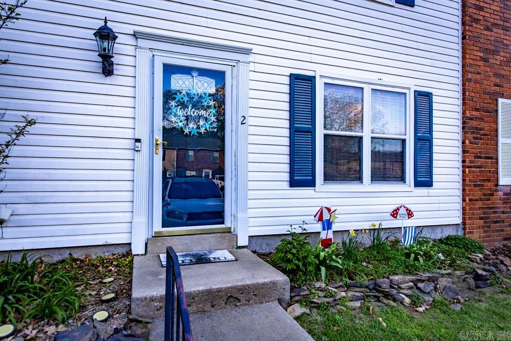 OAK CREST - Residential