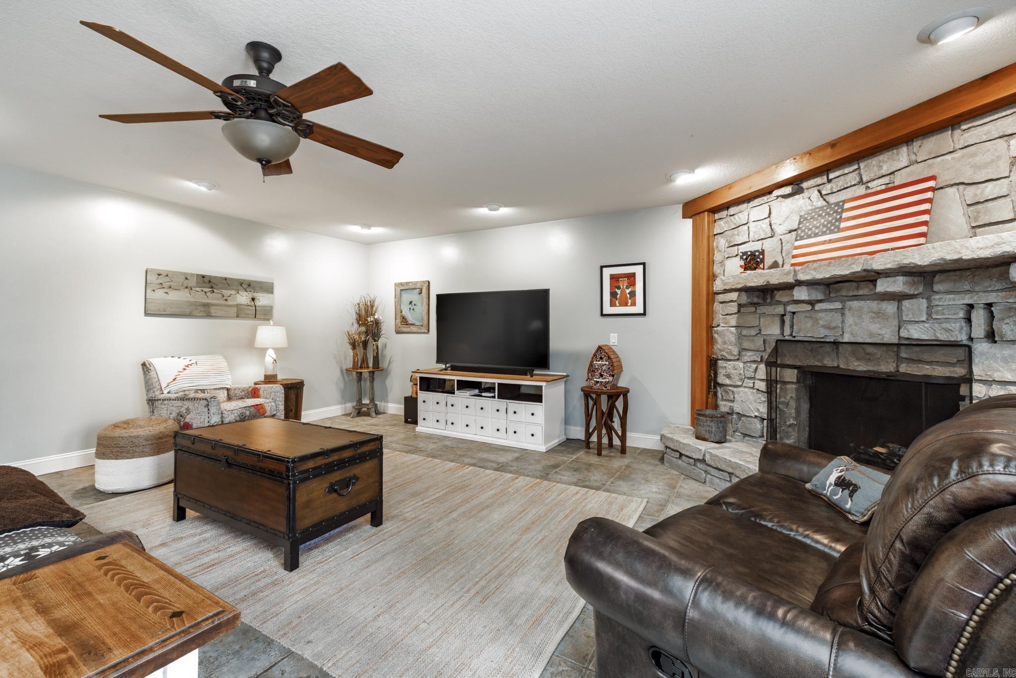 ZAFIRO - Residential