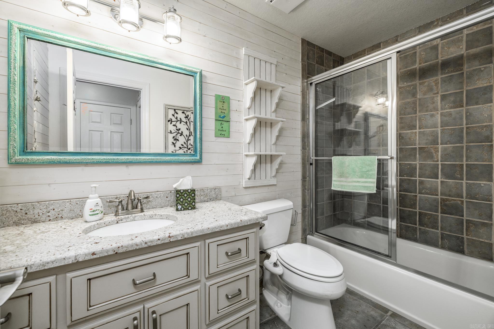 ZAFIRO - Residential