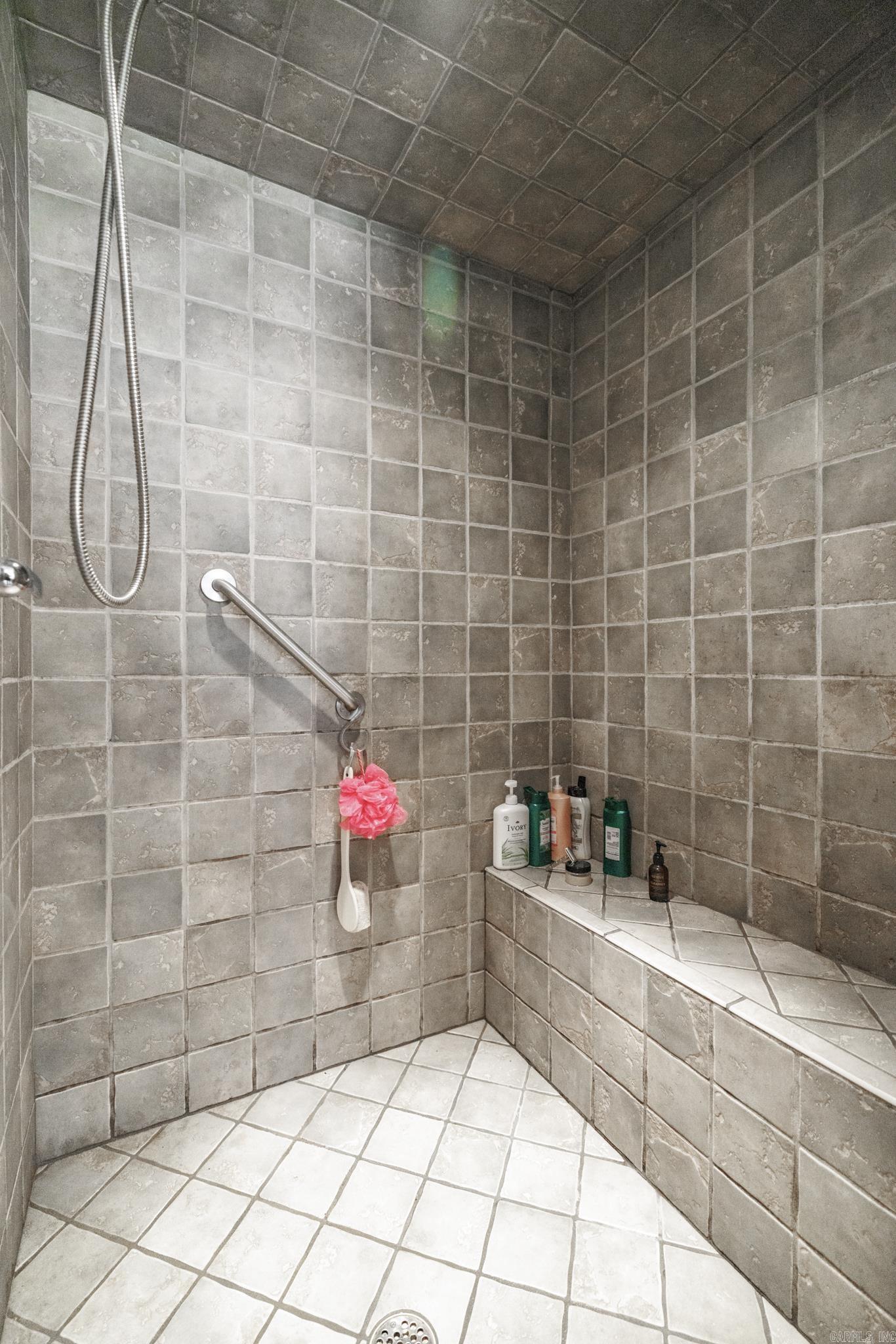 ZAFIRO - Residential