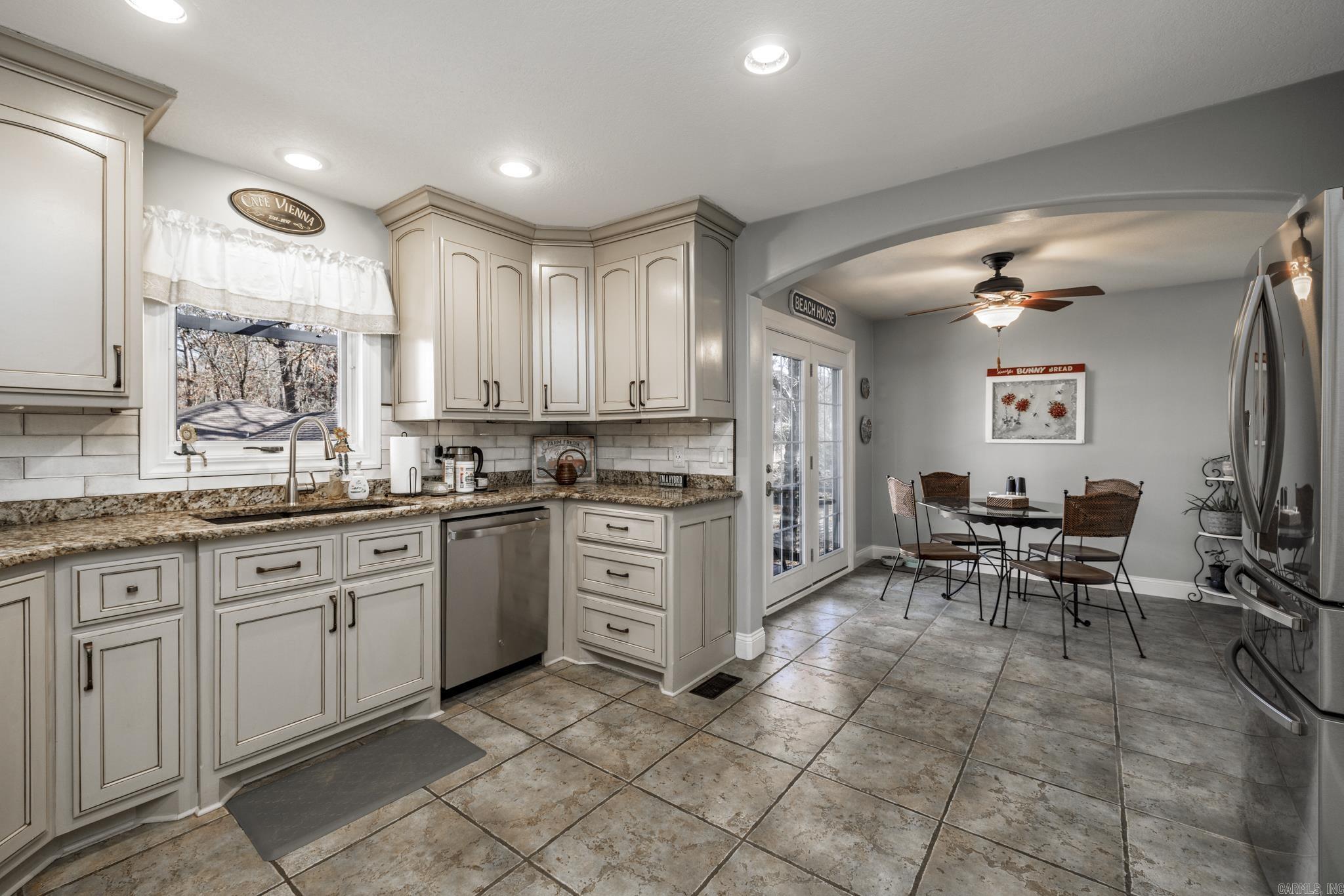 ZAFIRO - Residential