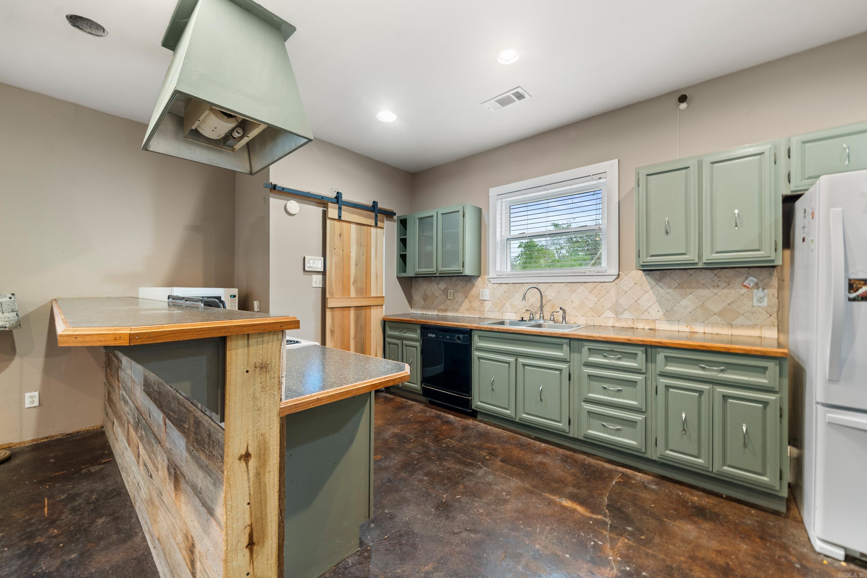 A.K.S BEAR CREEK ESTS #1 - Residential