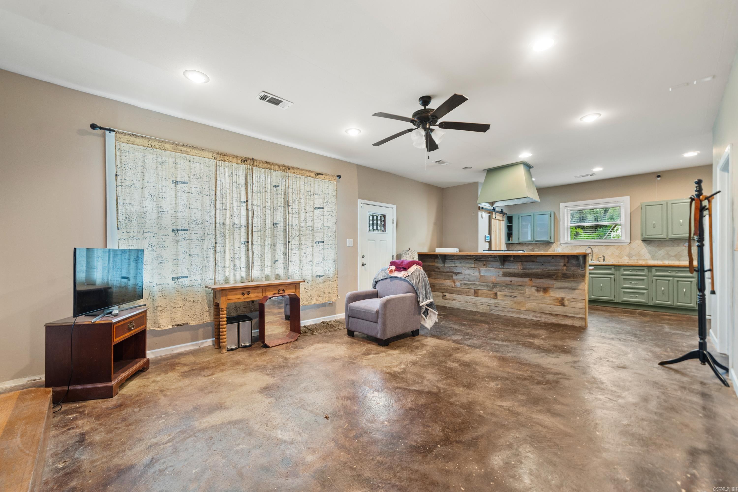 A.K.S BEAR CREEK ESTS #1 - Residential