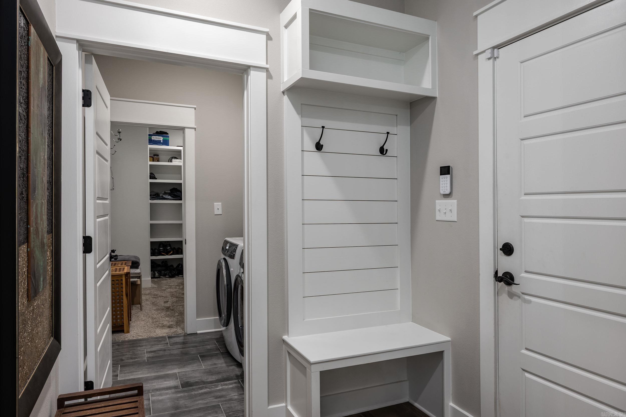 AVILLA HILLS - Residential