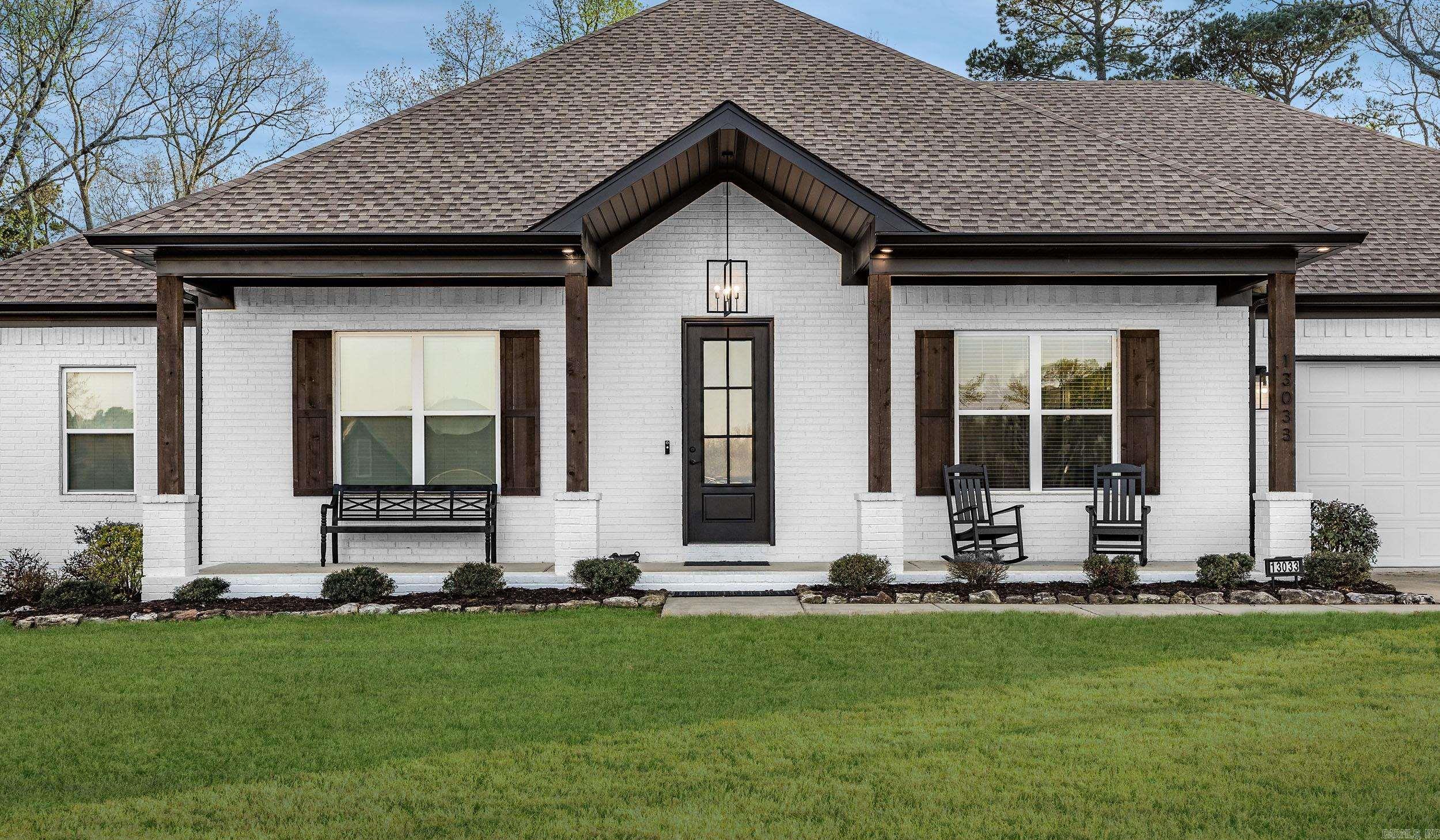 AVILLA HILLS - Residential