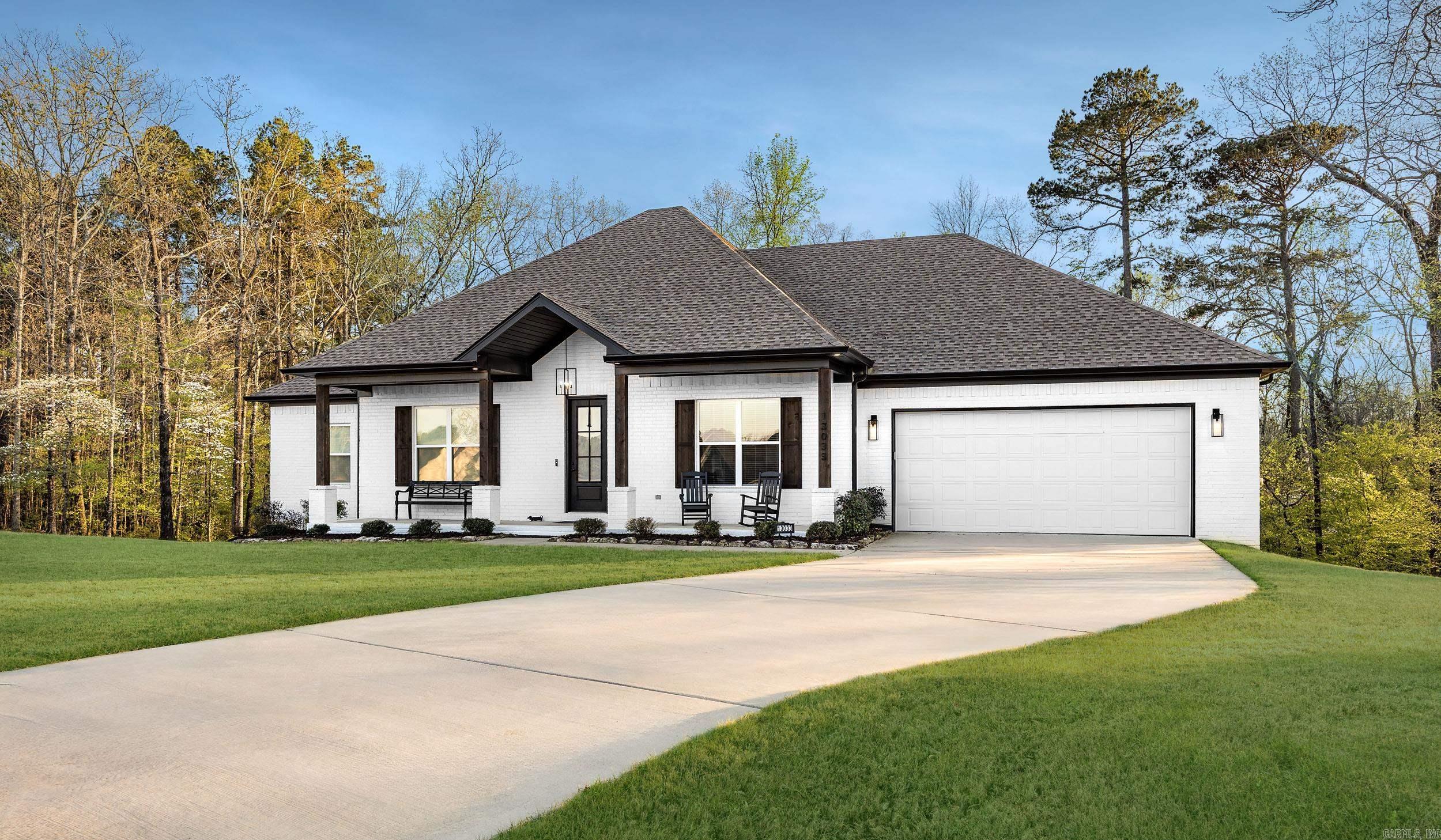 AVILLA HILLS - Residential