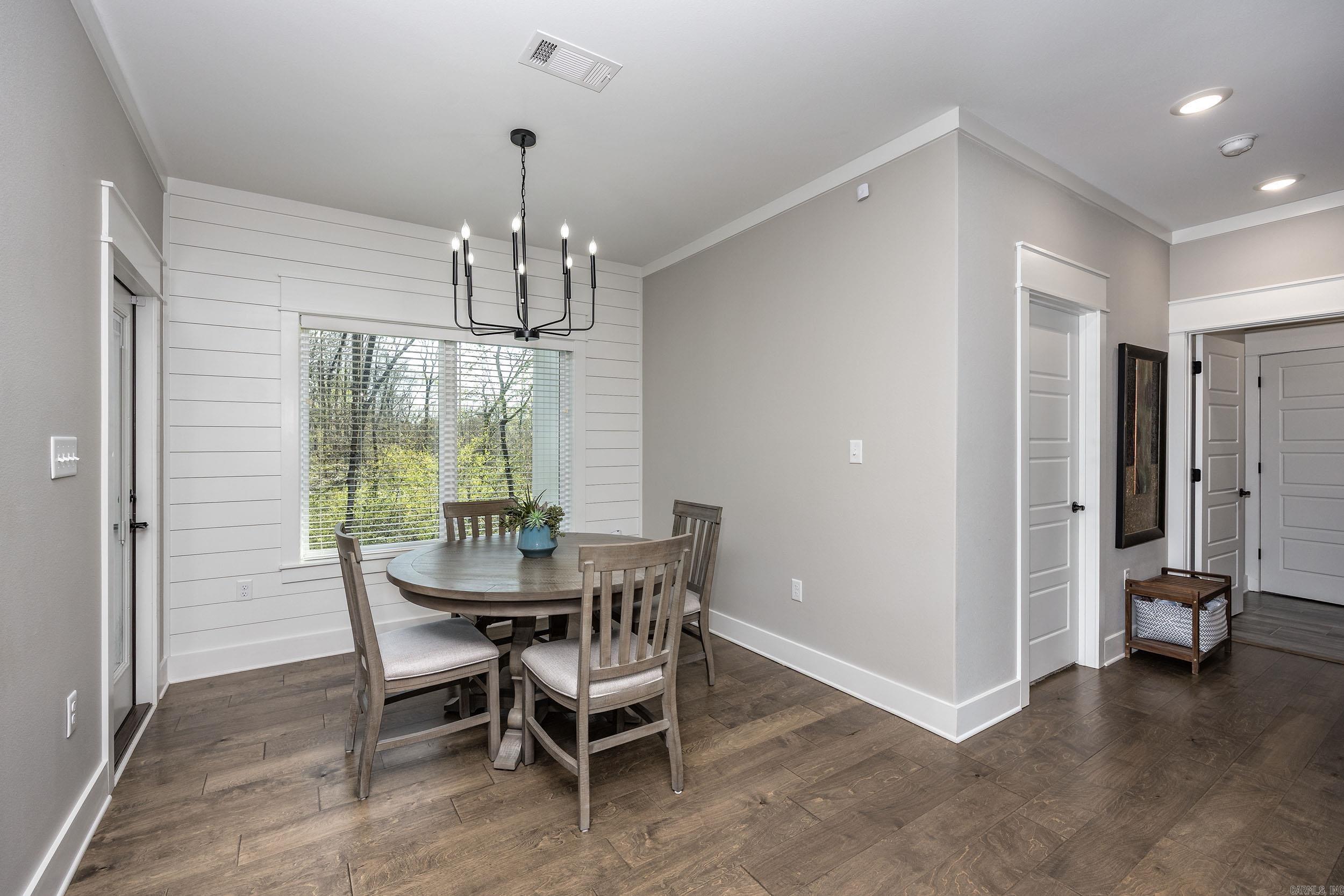 AVILLA HILLS - Residential