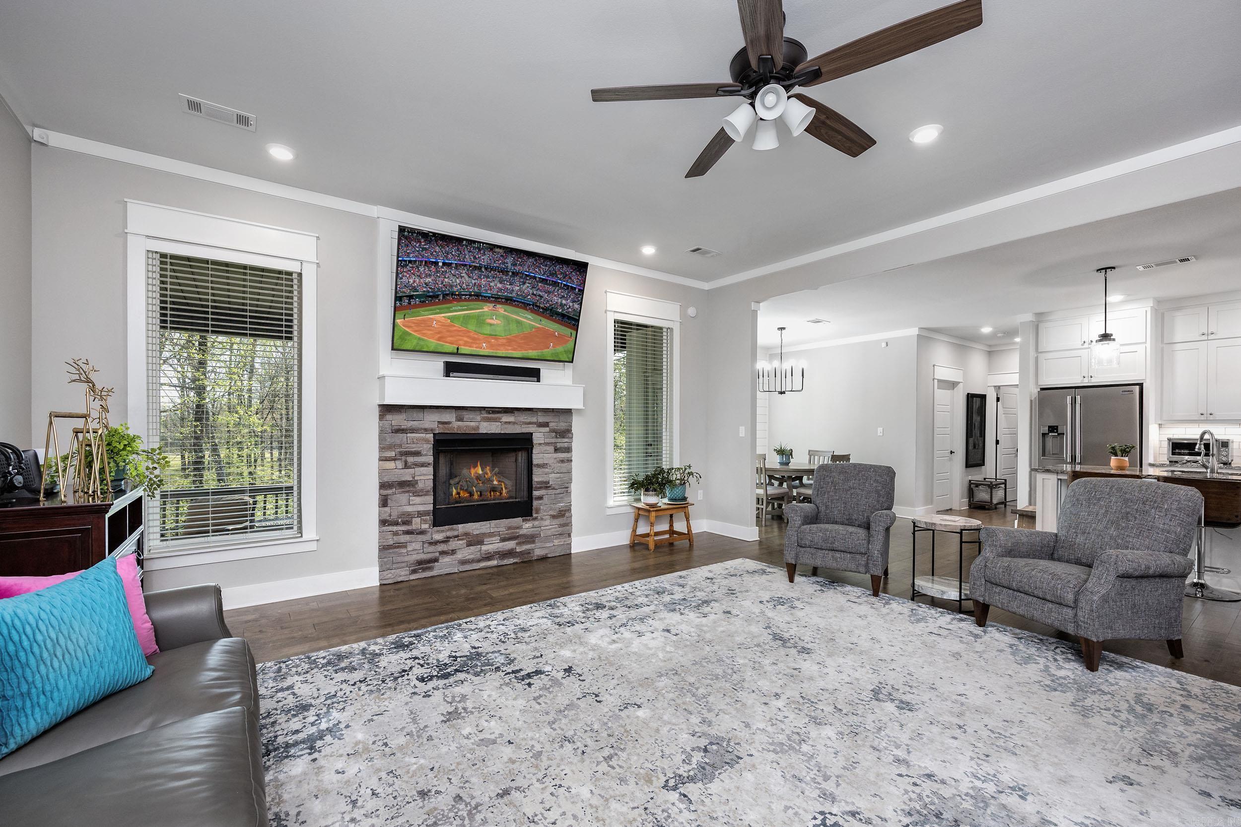 AVILLA HILLS - Residential