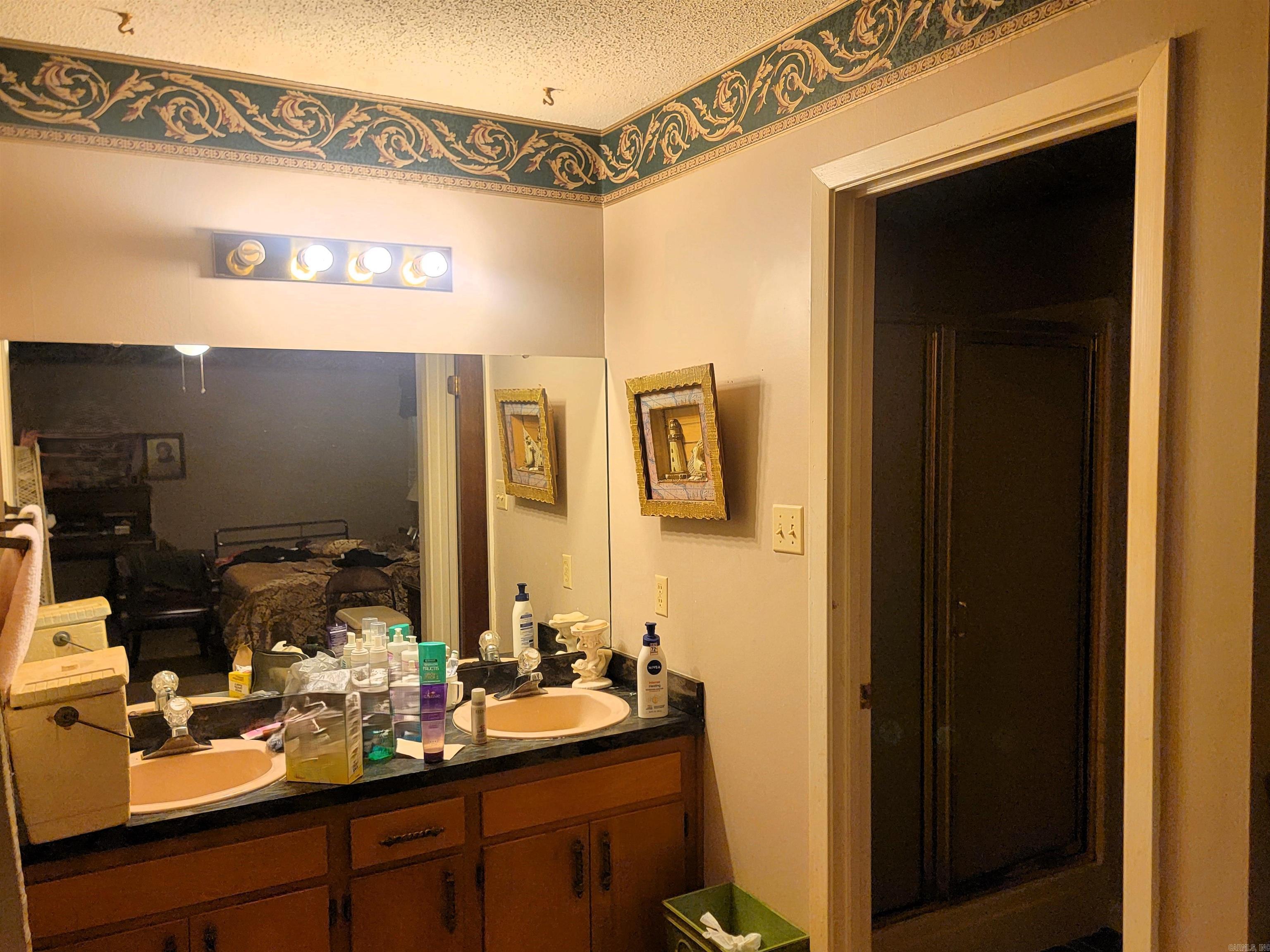 WESTERN CHAPEL ADD - Residential