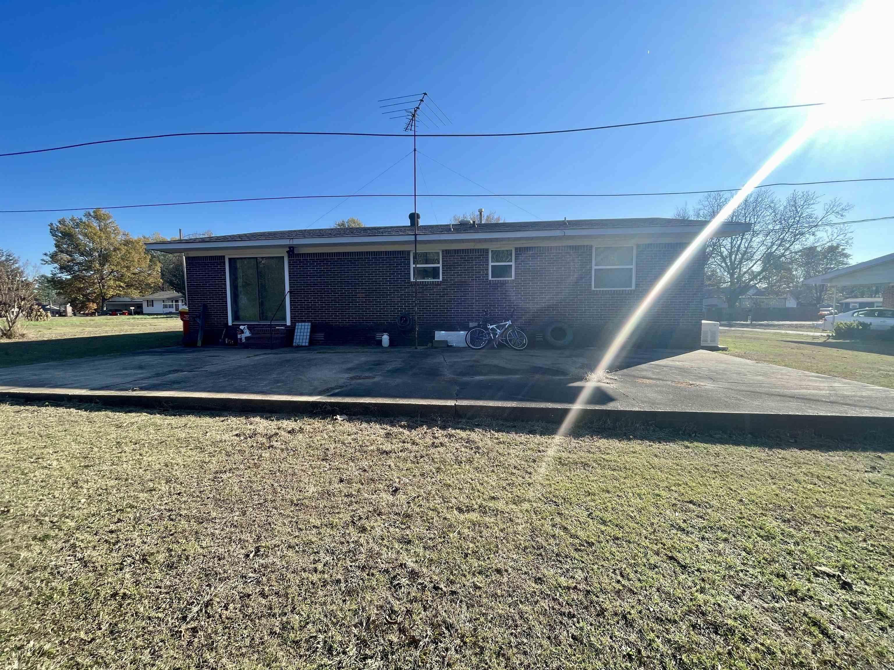 Morgan-Loh - Residential