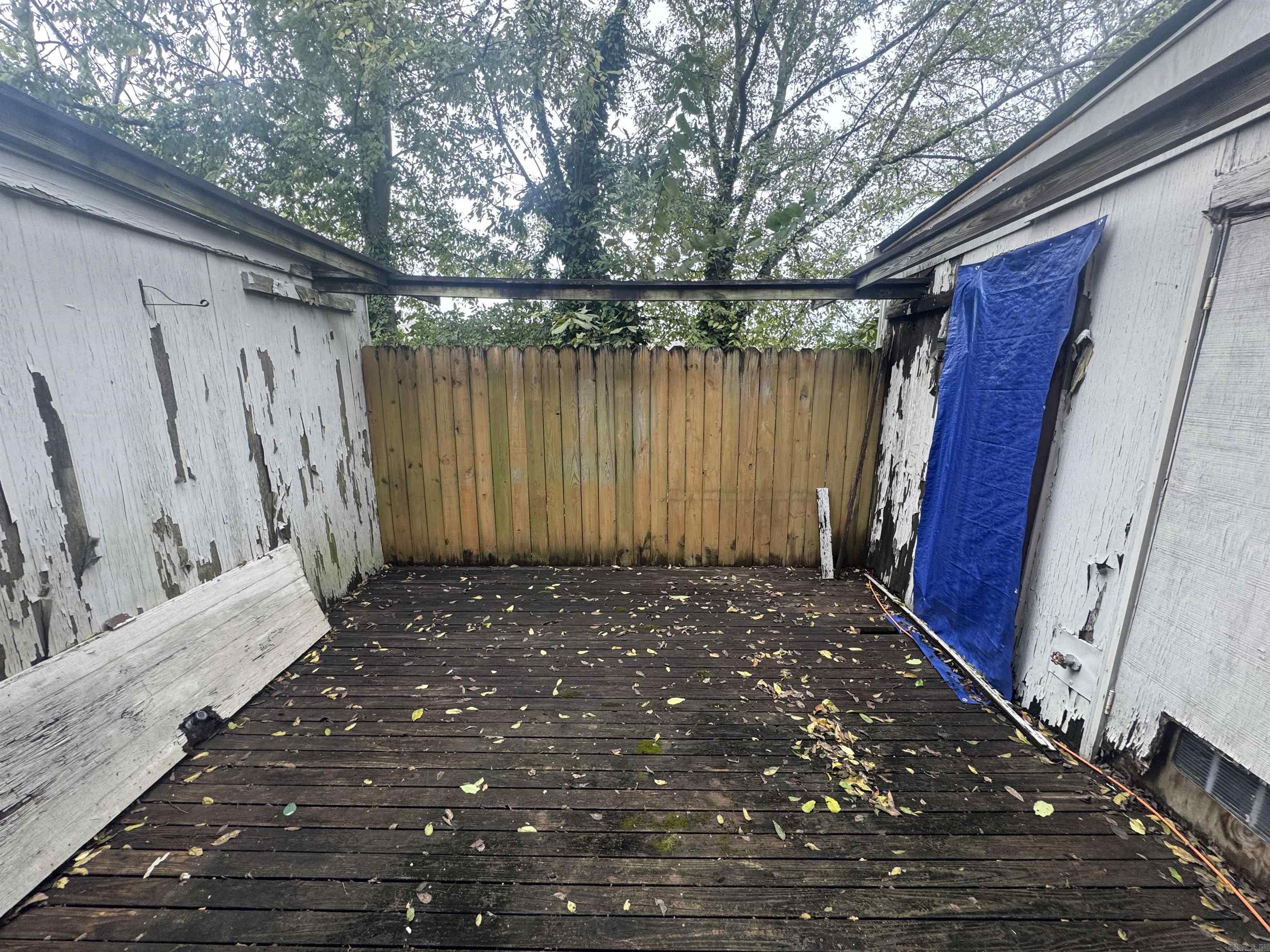 HAMPTON COURT APT HPR - Residential