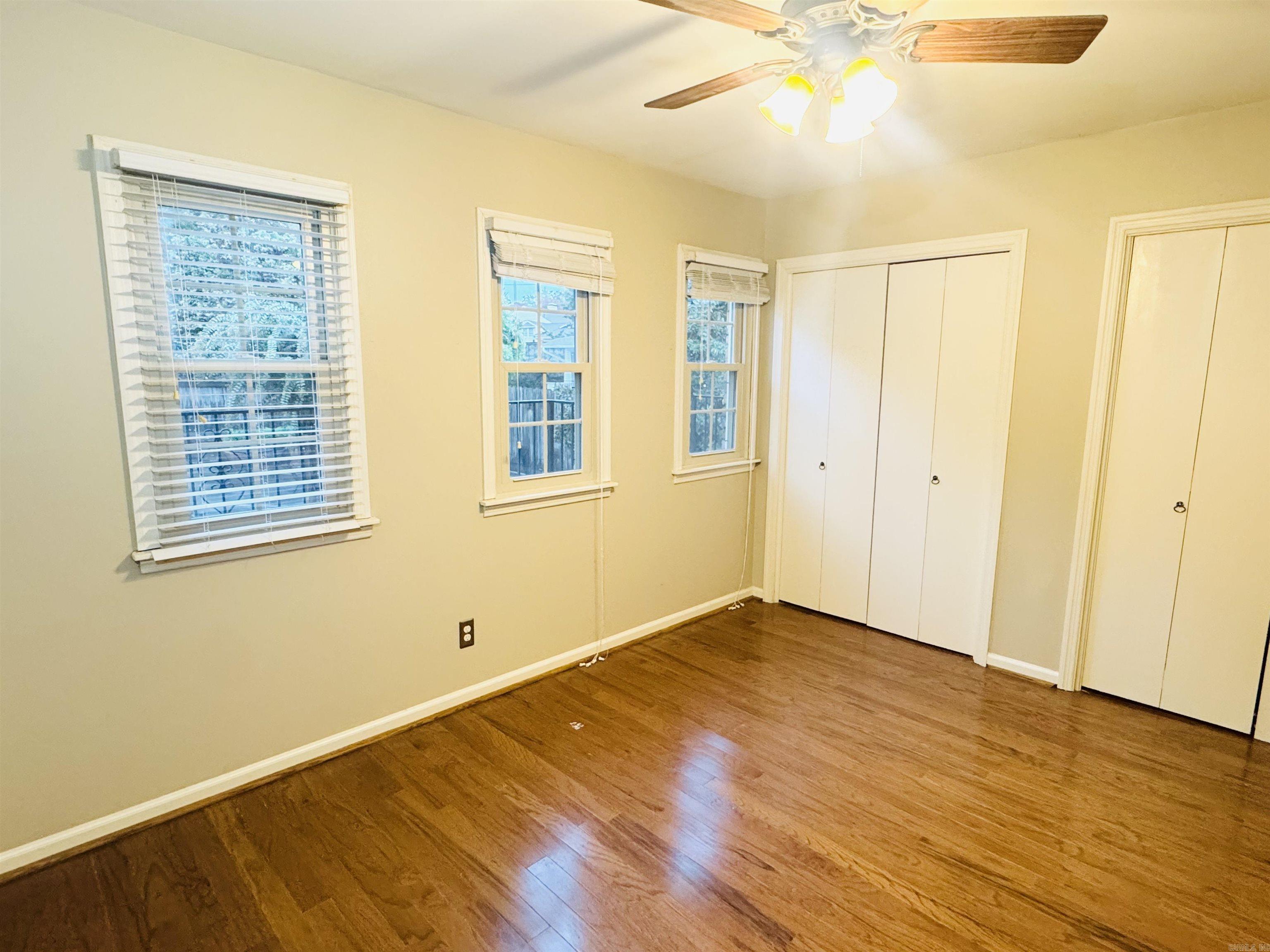 HAMPTON COURT APT HPR - Residential