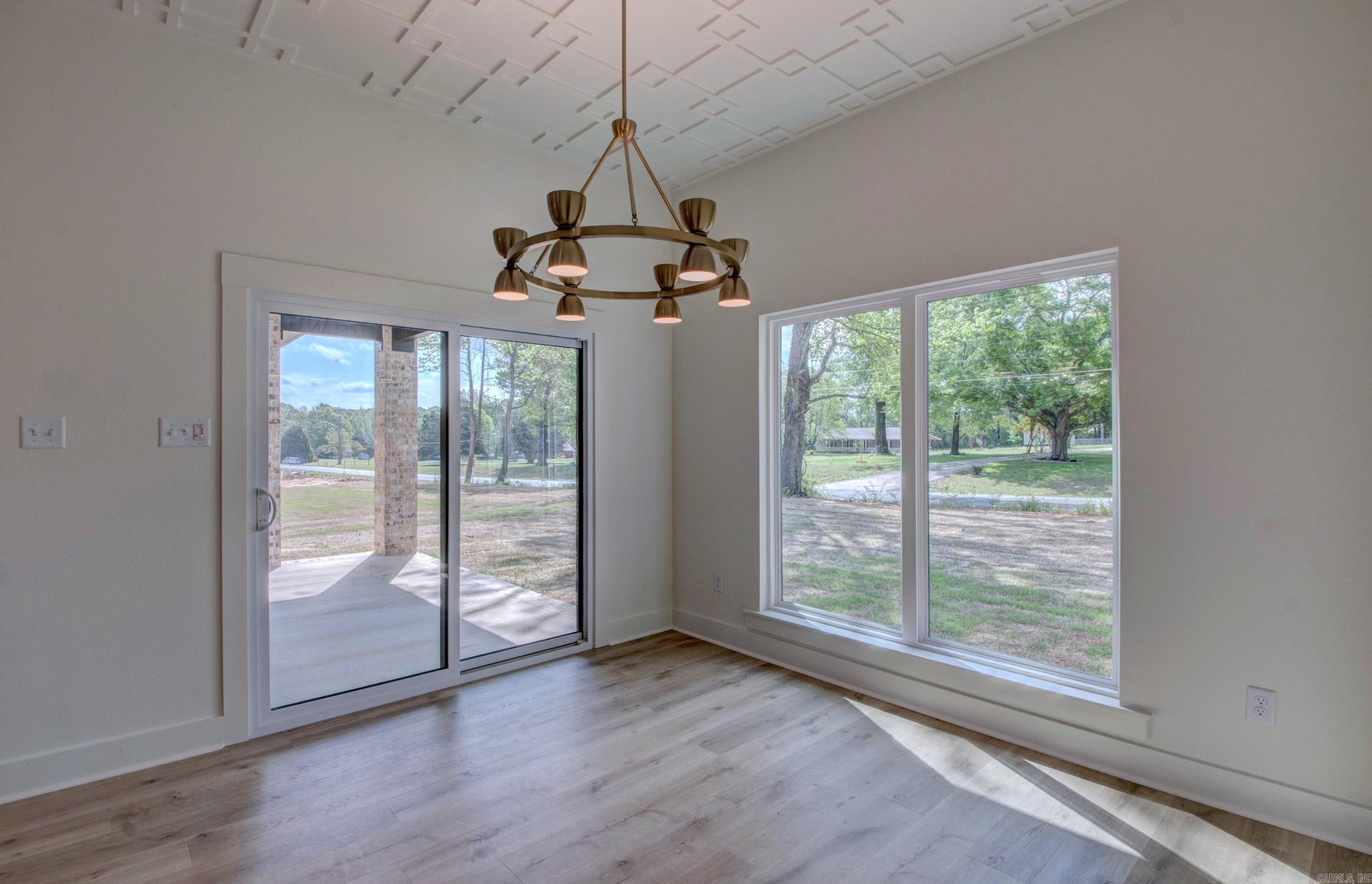 WINDRIDGE ESTATES PHASE 1 - Residential