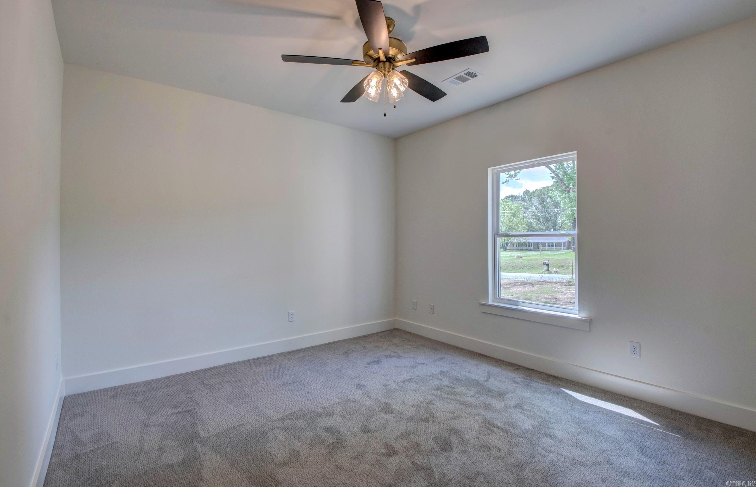 WINDRIDGE ESTATES PHASE 1 - Residential