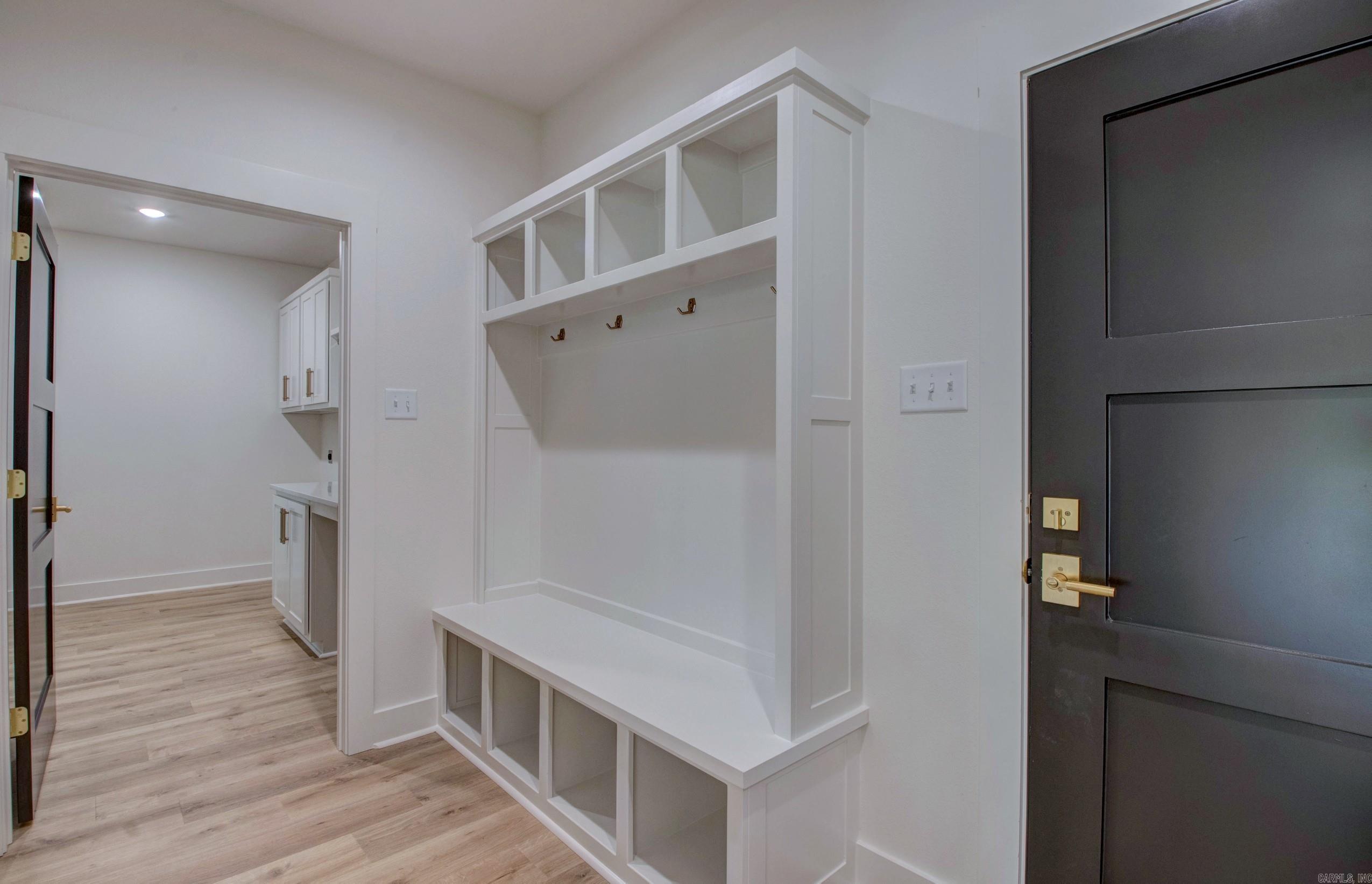 WINDRIDGE ESTATES PHASE 1 - Residential