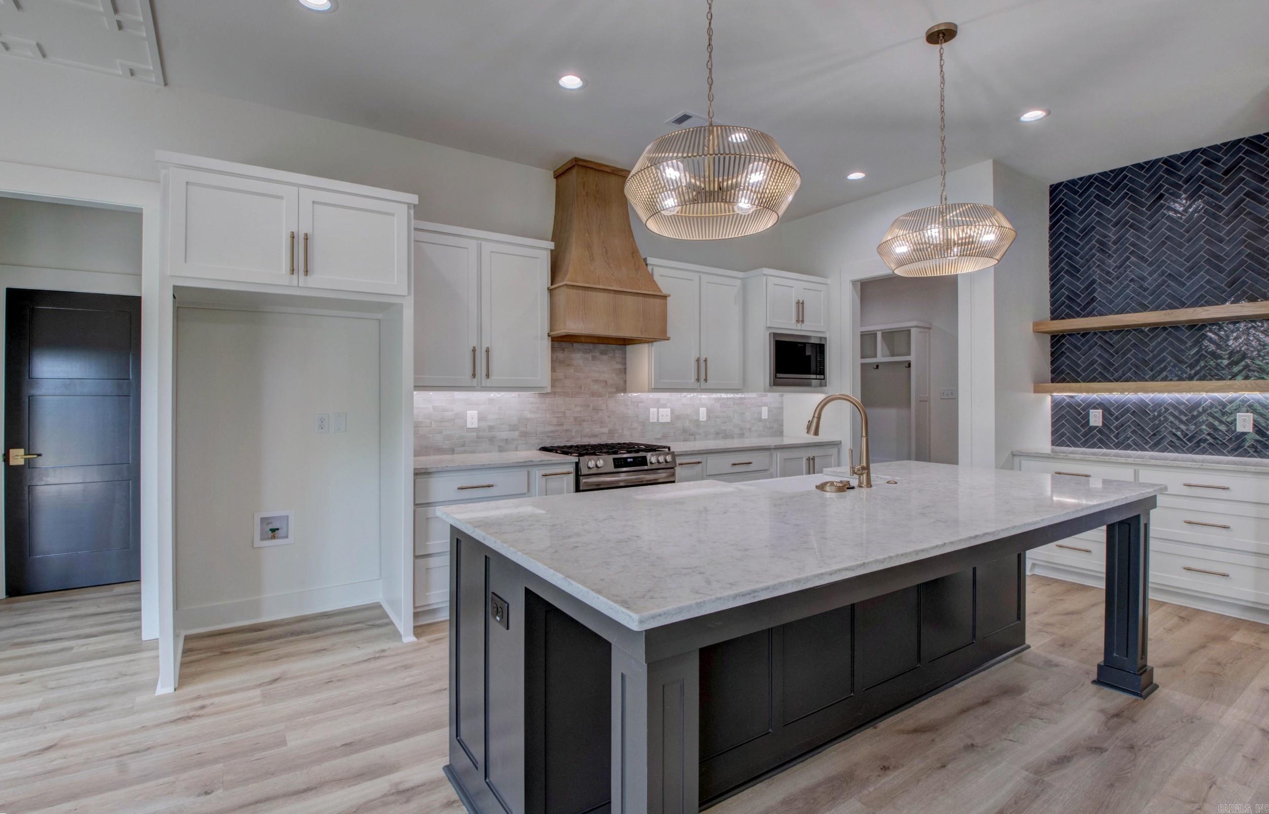 WINDRIDGE ESTATES PHASE 1 - Residential