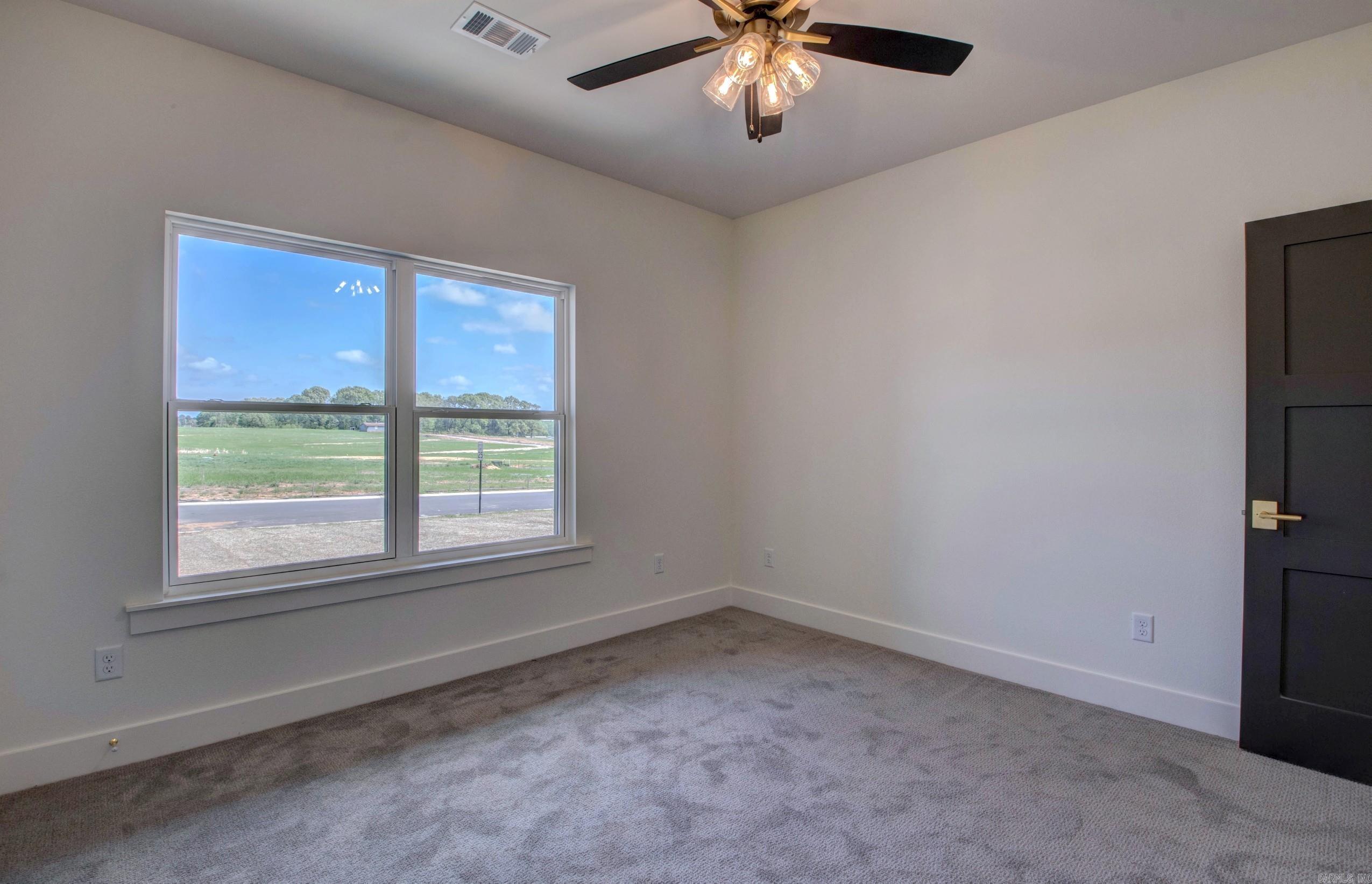 WINDRIDGE ESTATES PHASE 1 - Residential