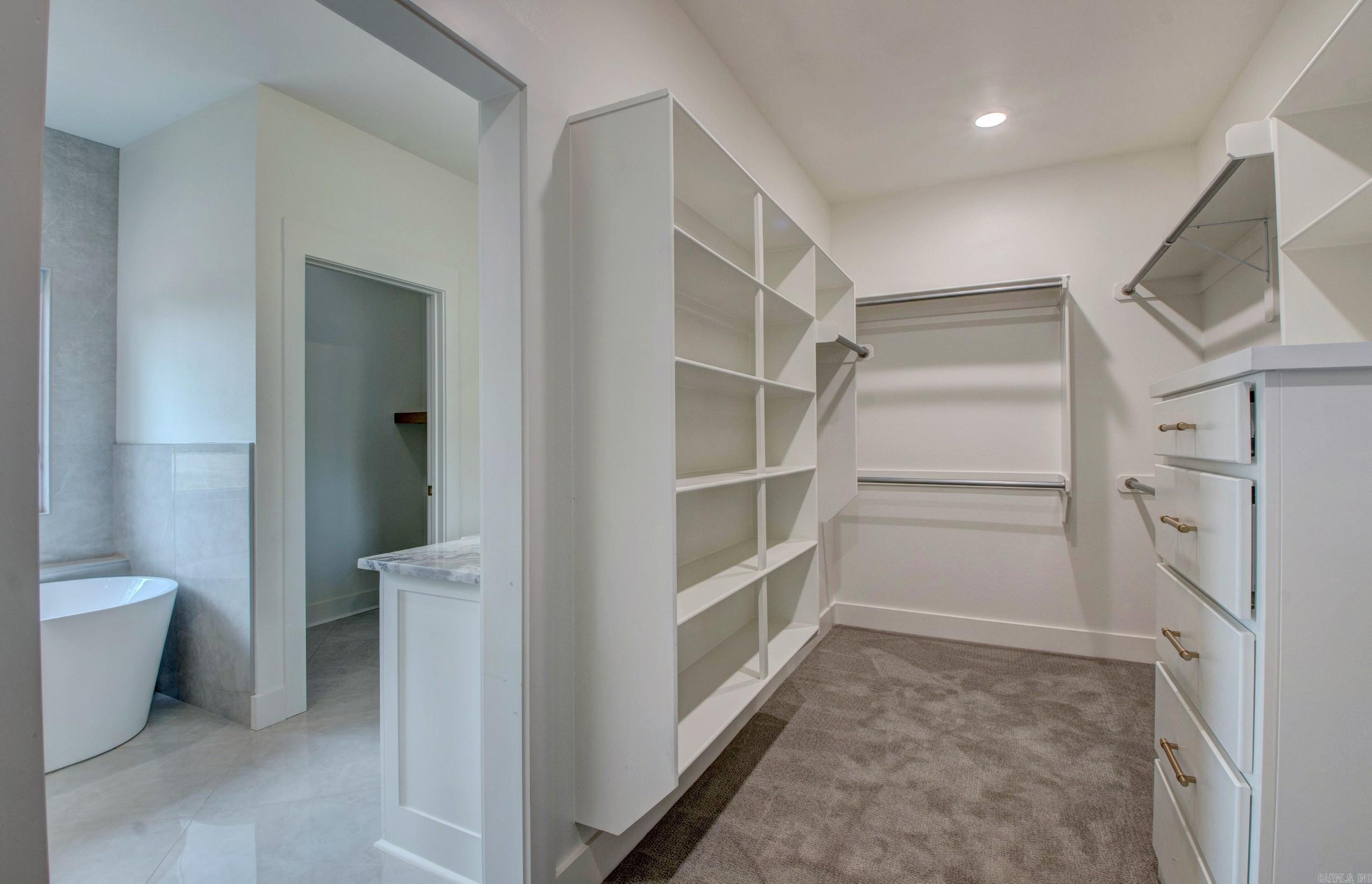 WINDRIDGE ESTATES PHASE 1 - Residential