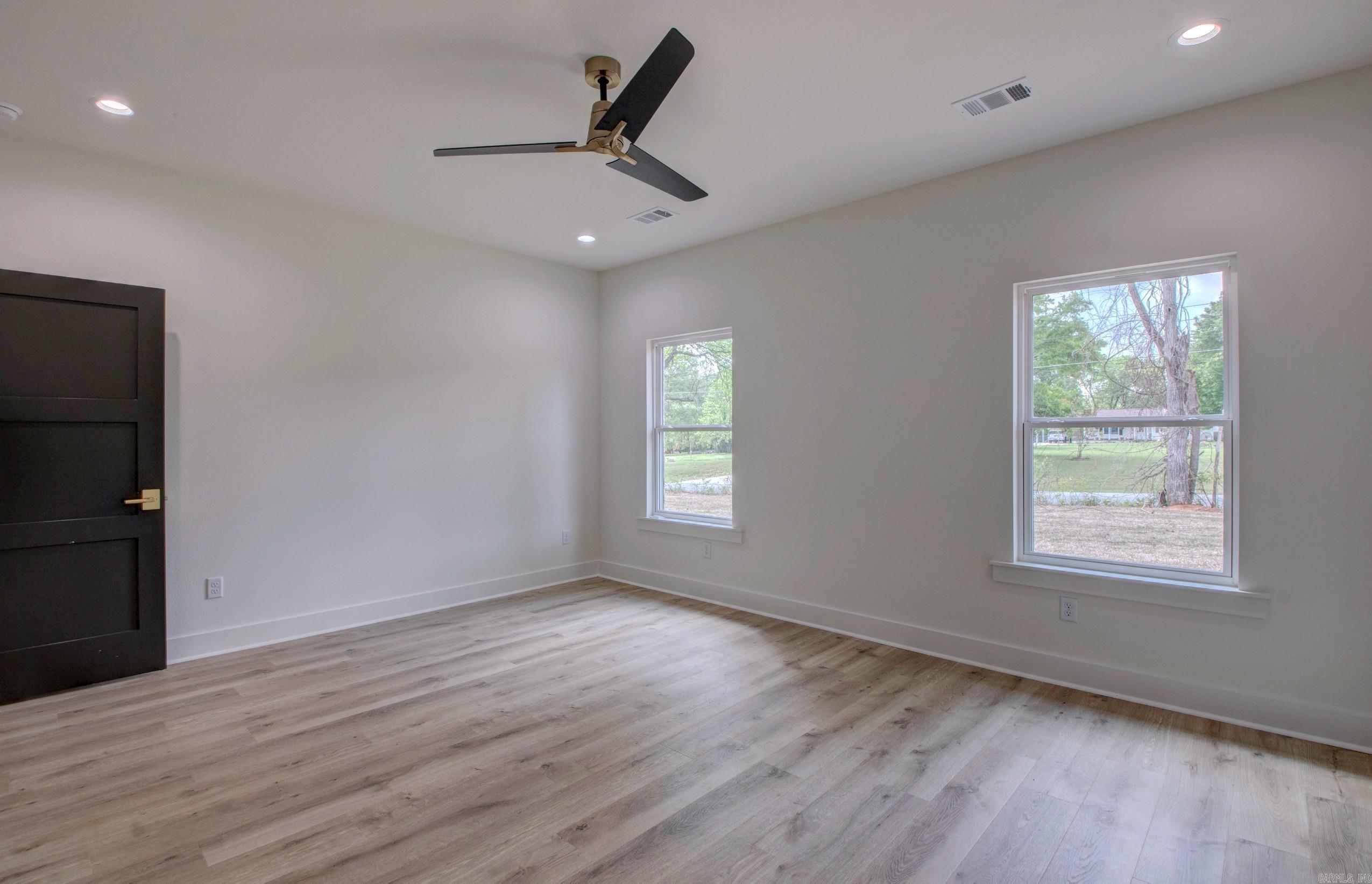 WINDRIDGE ESTATES PHASE 1 - Residential