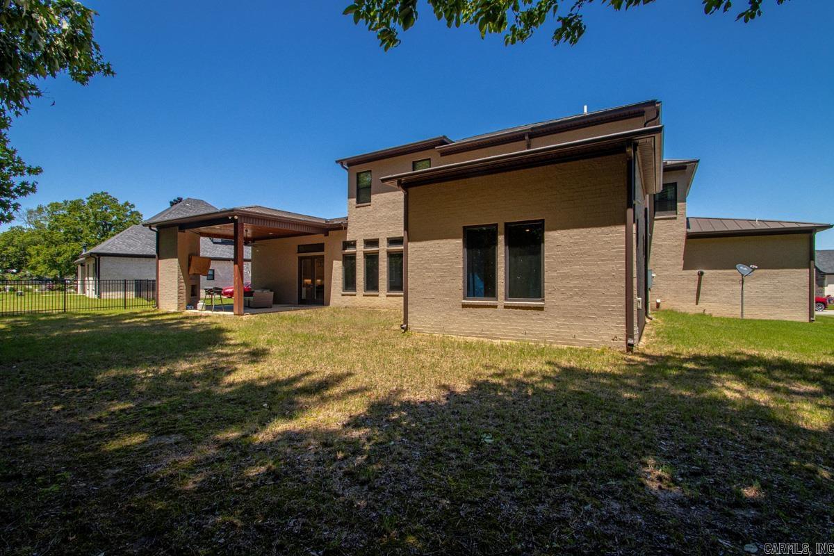 WEST LAKE VILLAGE - Residential