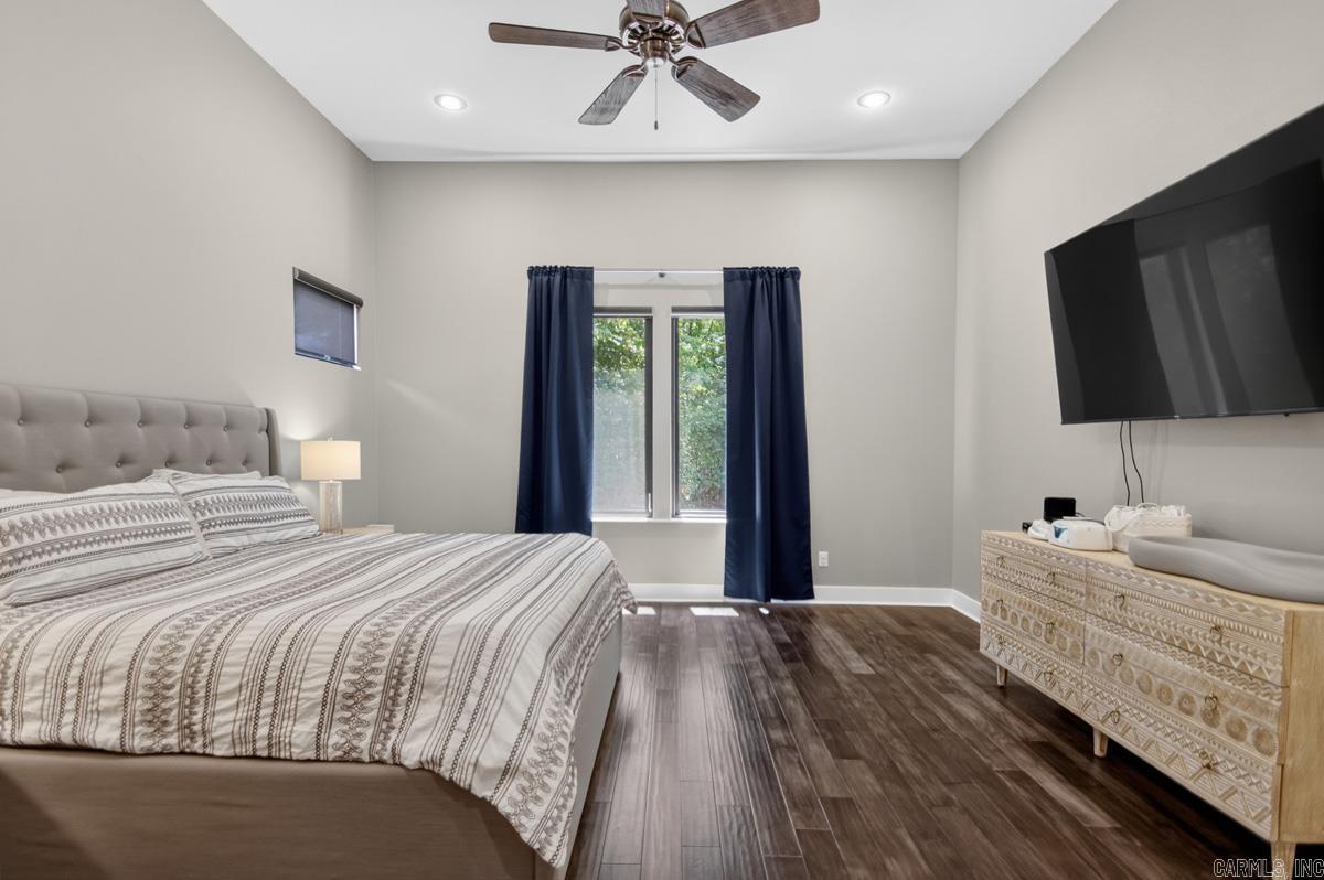 WEST LAKE VILLAGE - Residential