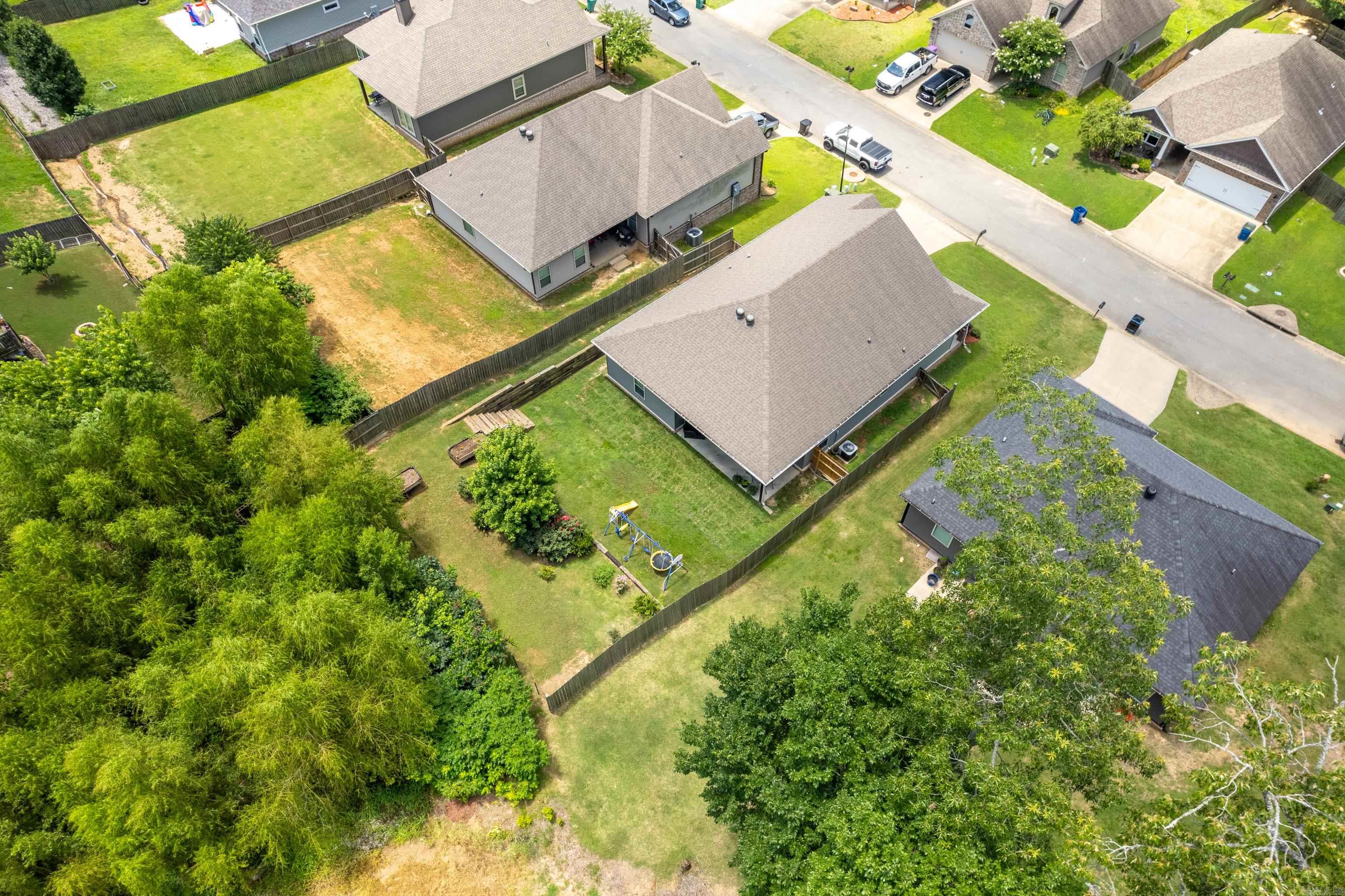 HALEY COURT - Residential