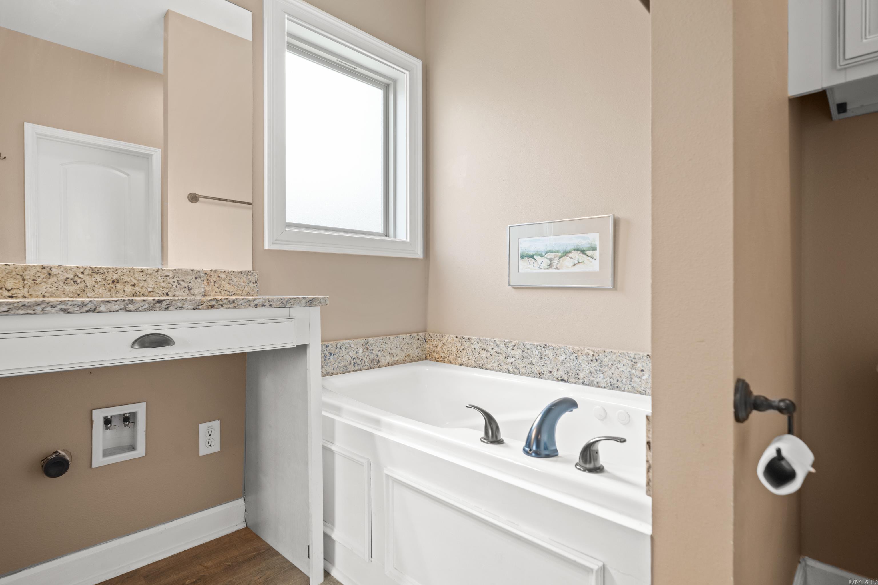 HALEY COURT - Residential