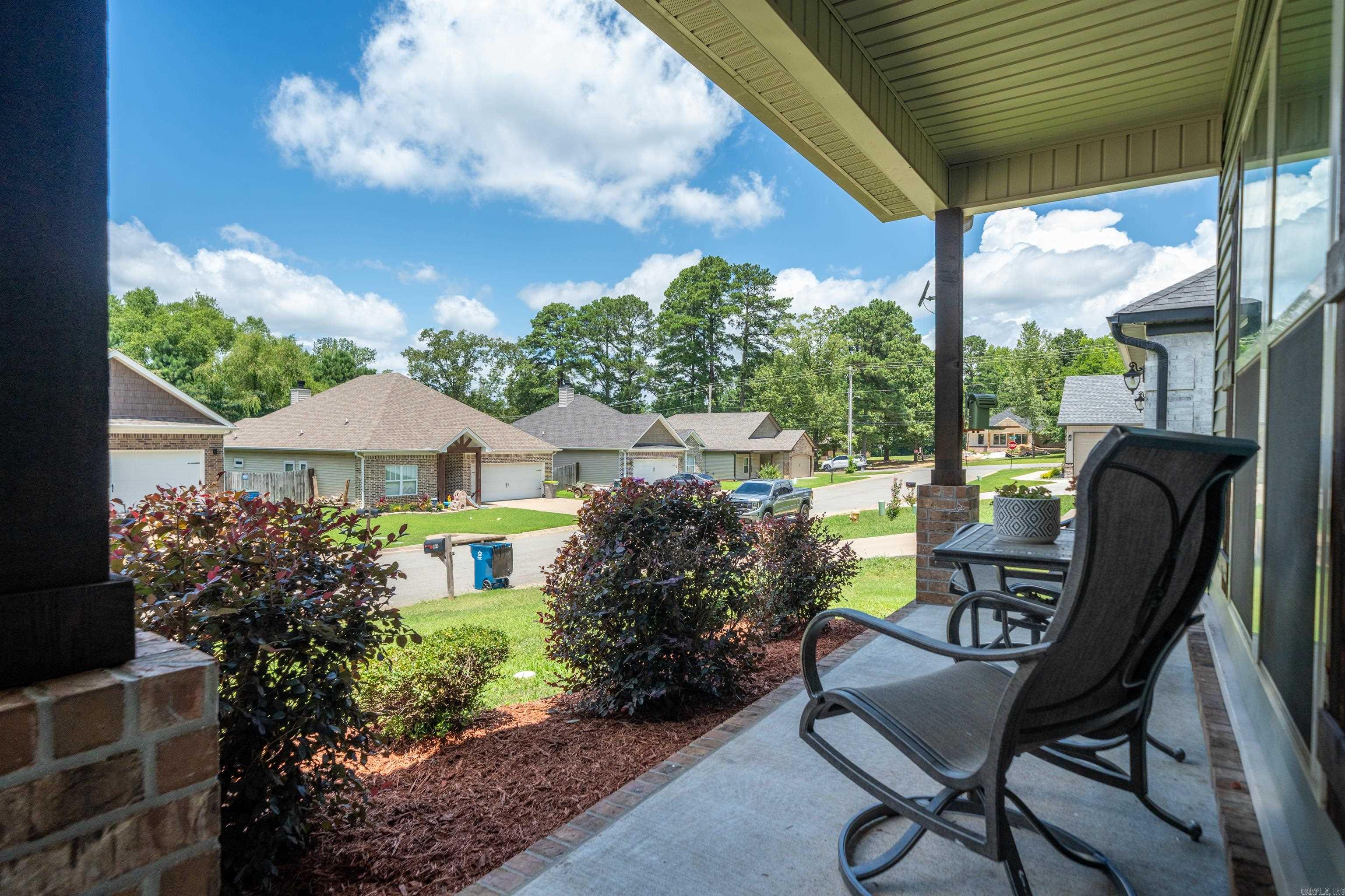 HALEY COURT - Residential