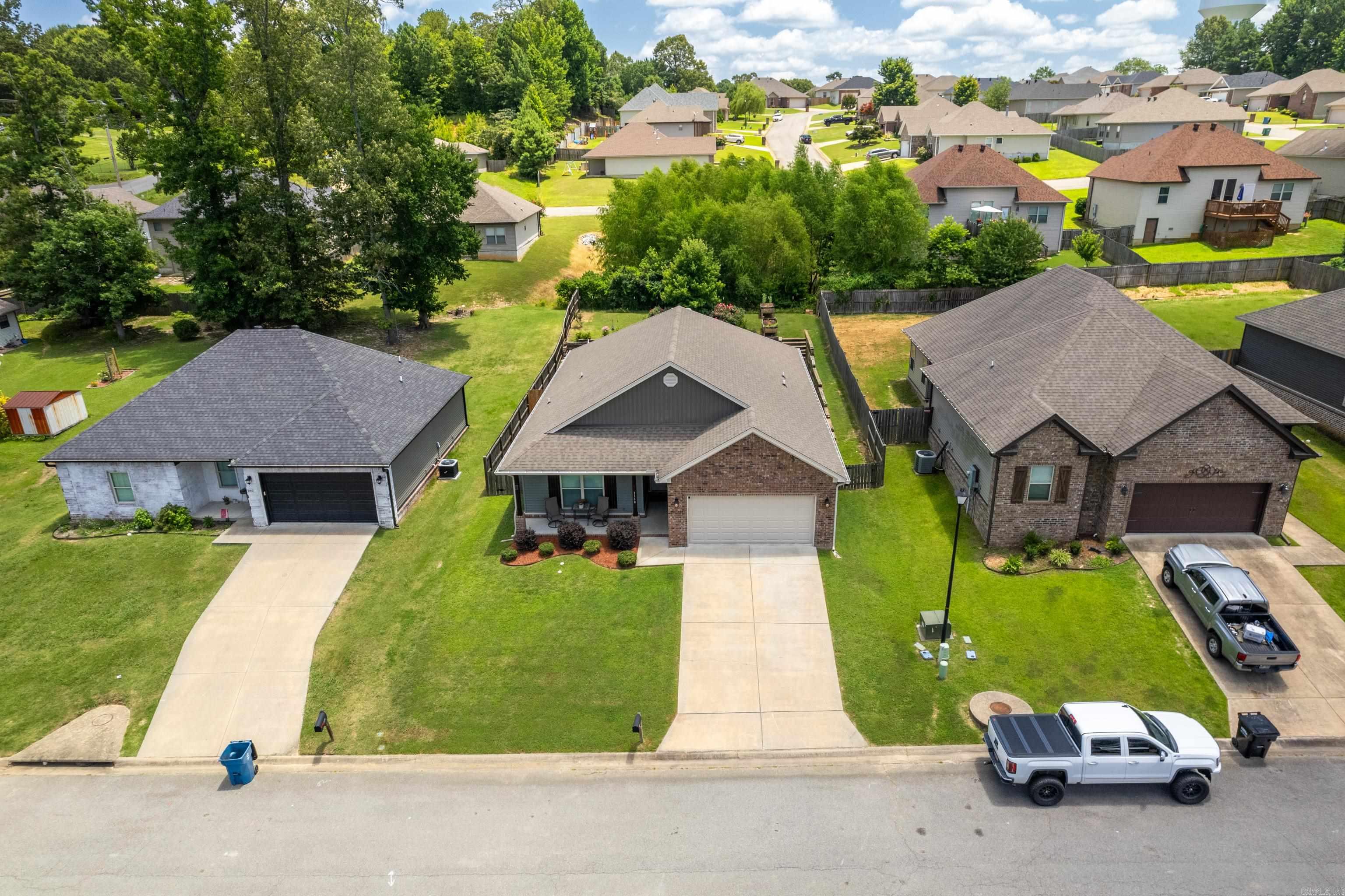 HALEY COURT - Residential