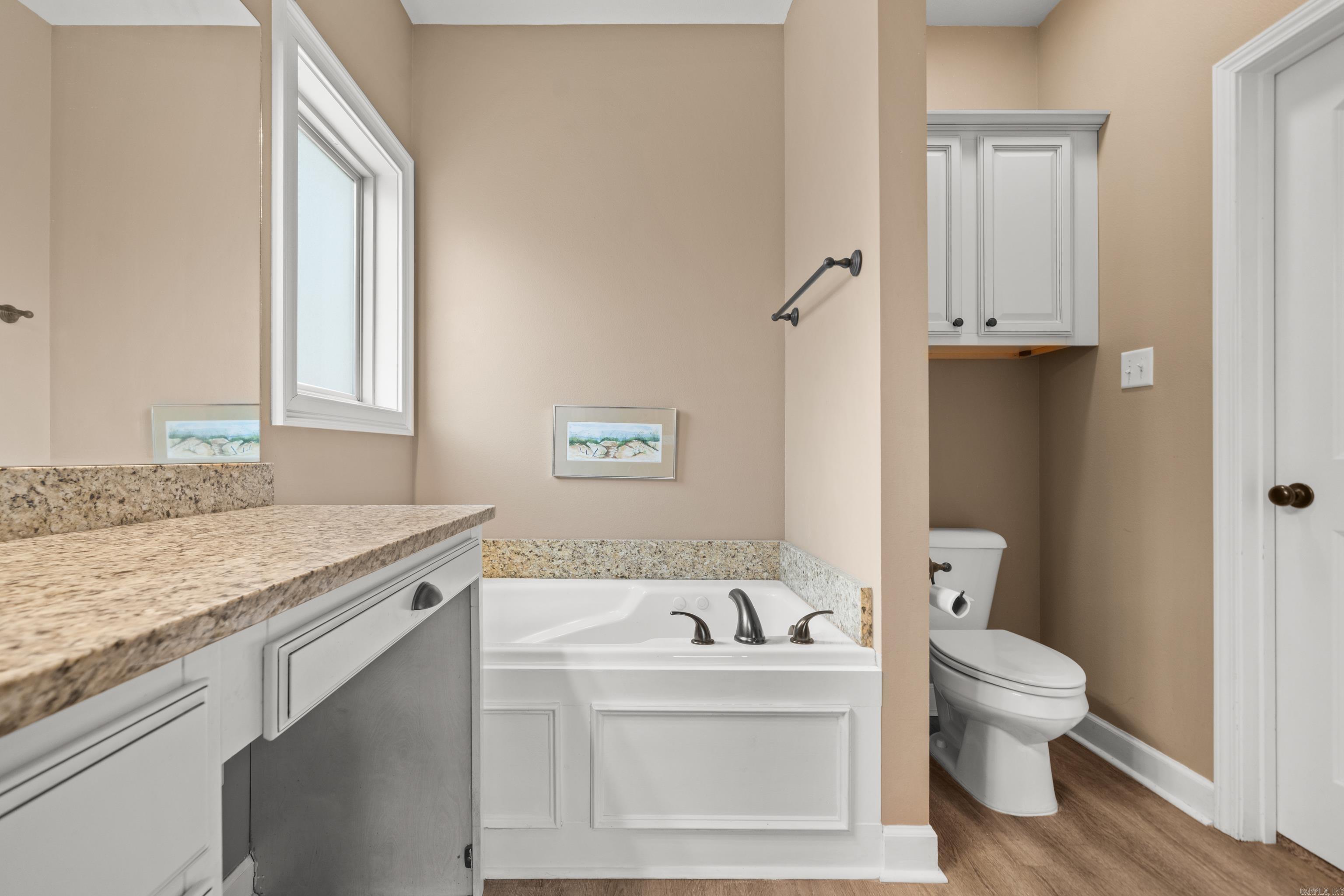 HALEY COURT - Residential