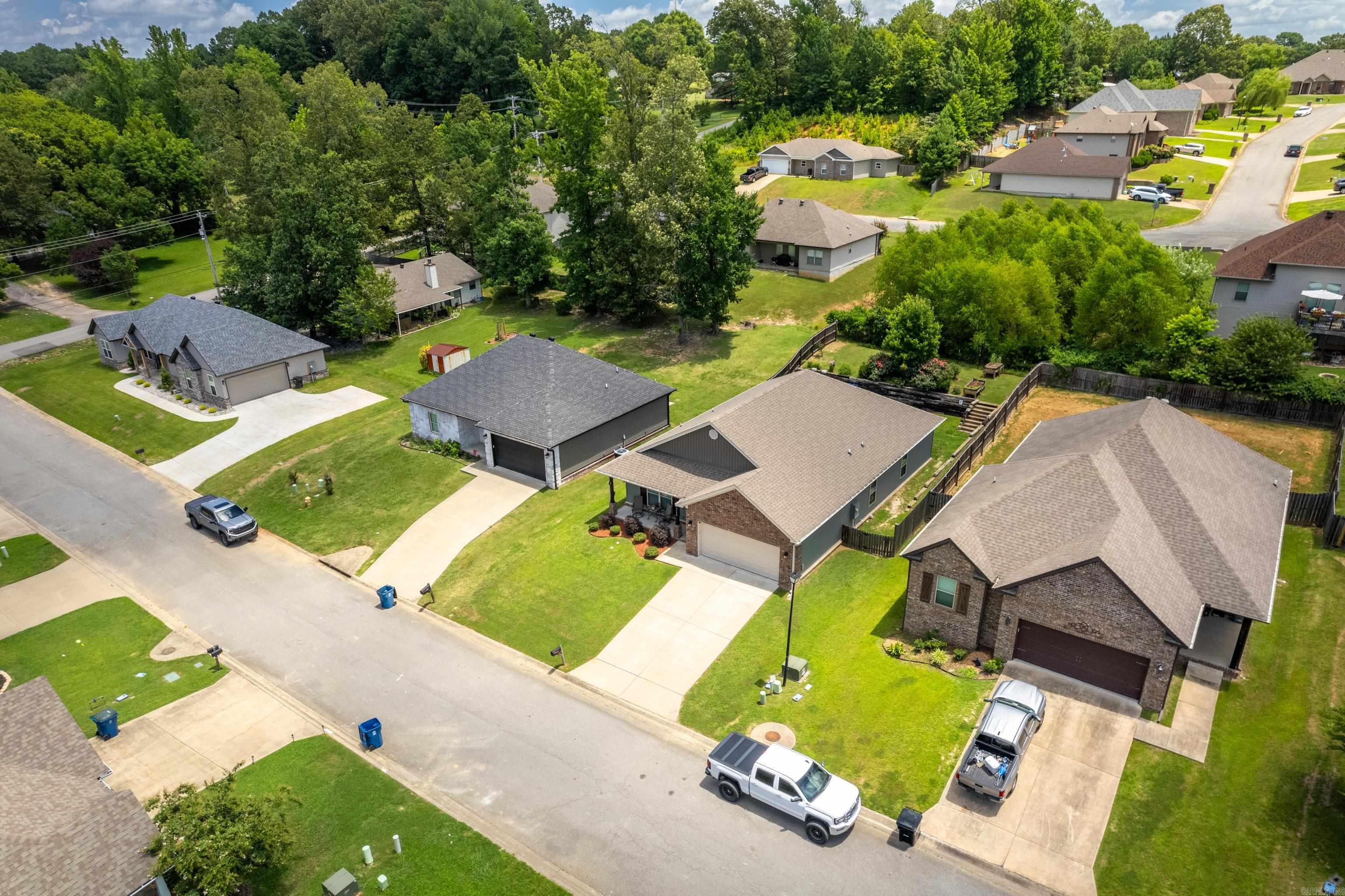 HALEY COURT - Residential