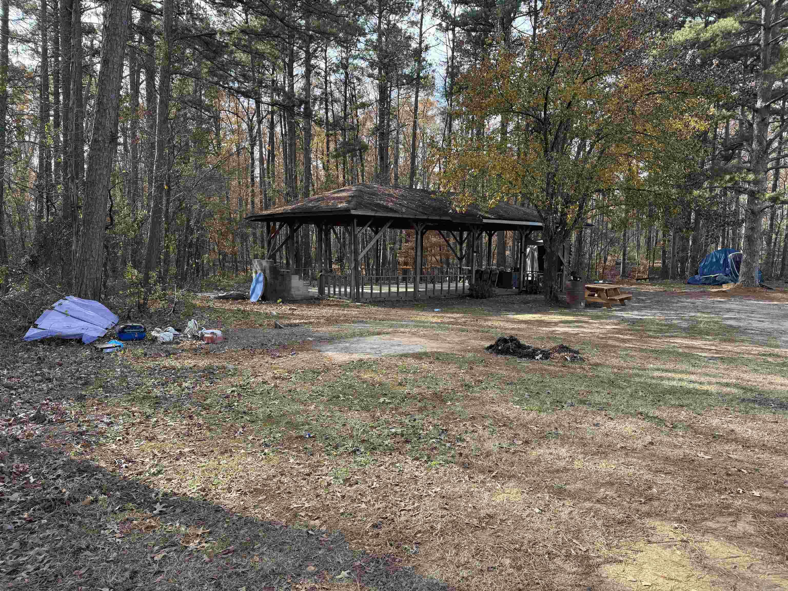 Metes & Bounds - Land