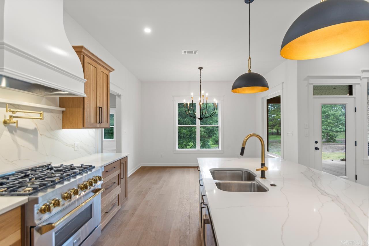 PLEASANT LAKE ESTATES - Residential