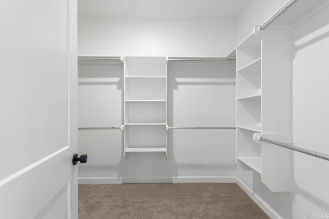 PLEASANT LAKE ESTATES - Residential