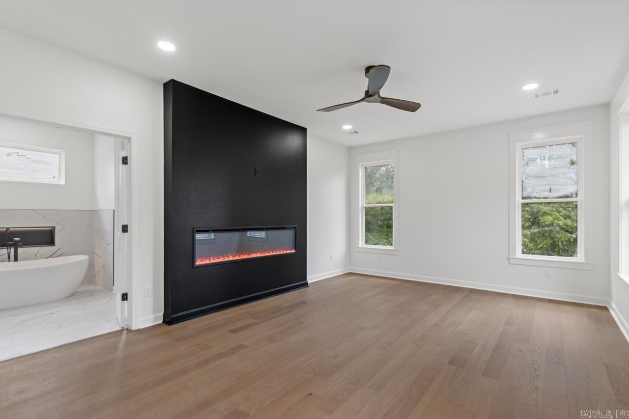 PLEASANT LAKE ESTATES - Residential