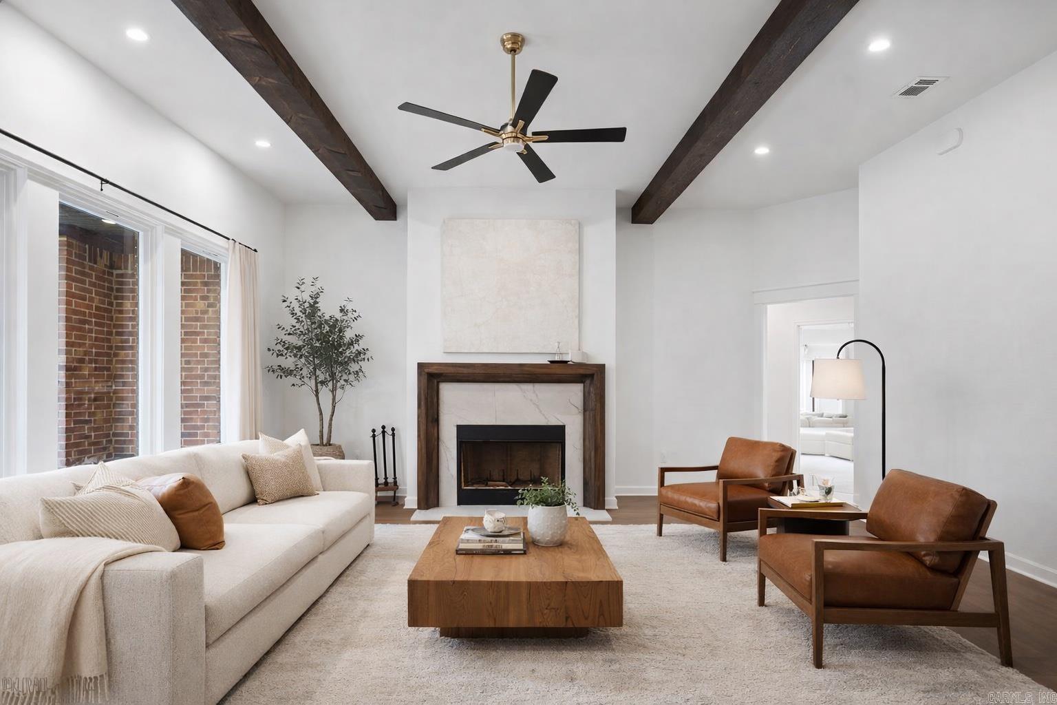 PLEASANT LAKE ESTATES - Residential