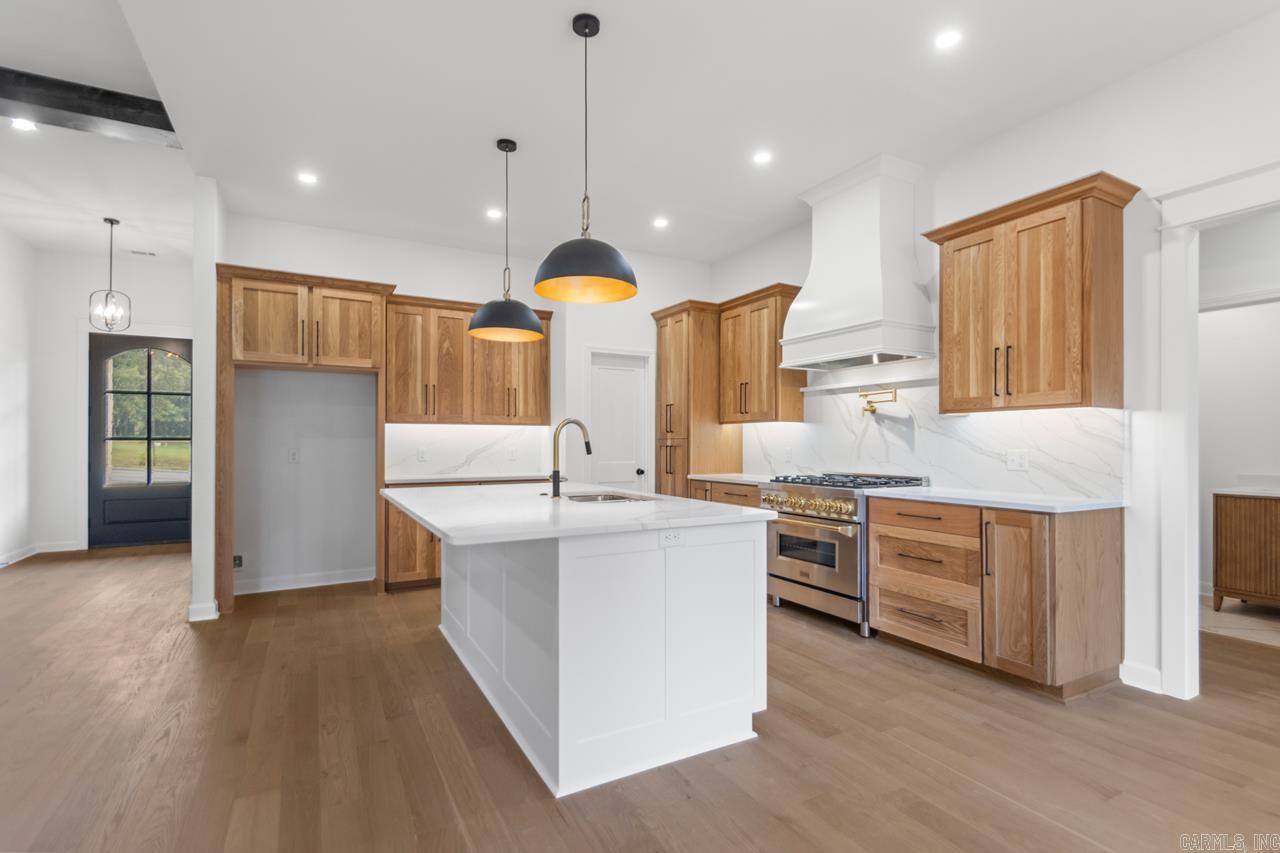 PLEASANT LAKE ESTATES - Residential