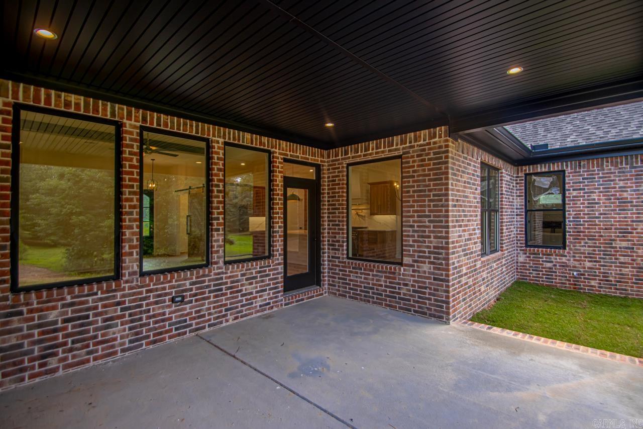 PLEASANT LAKE ESTATES - Residential