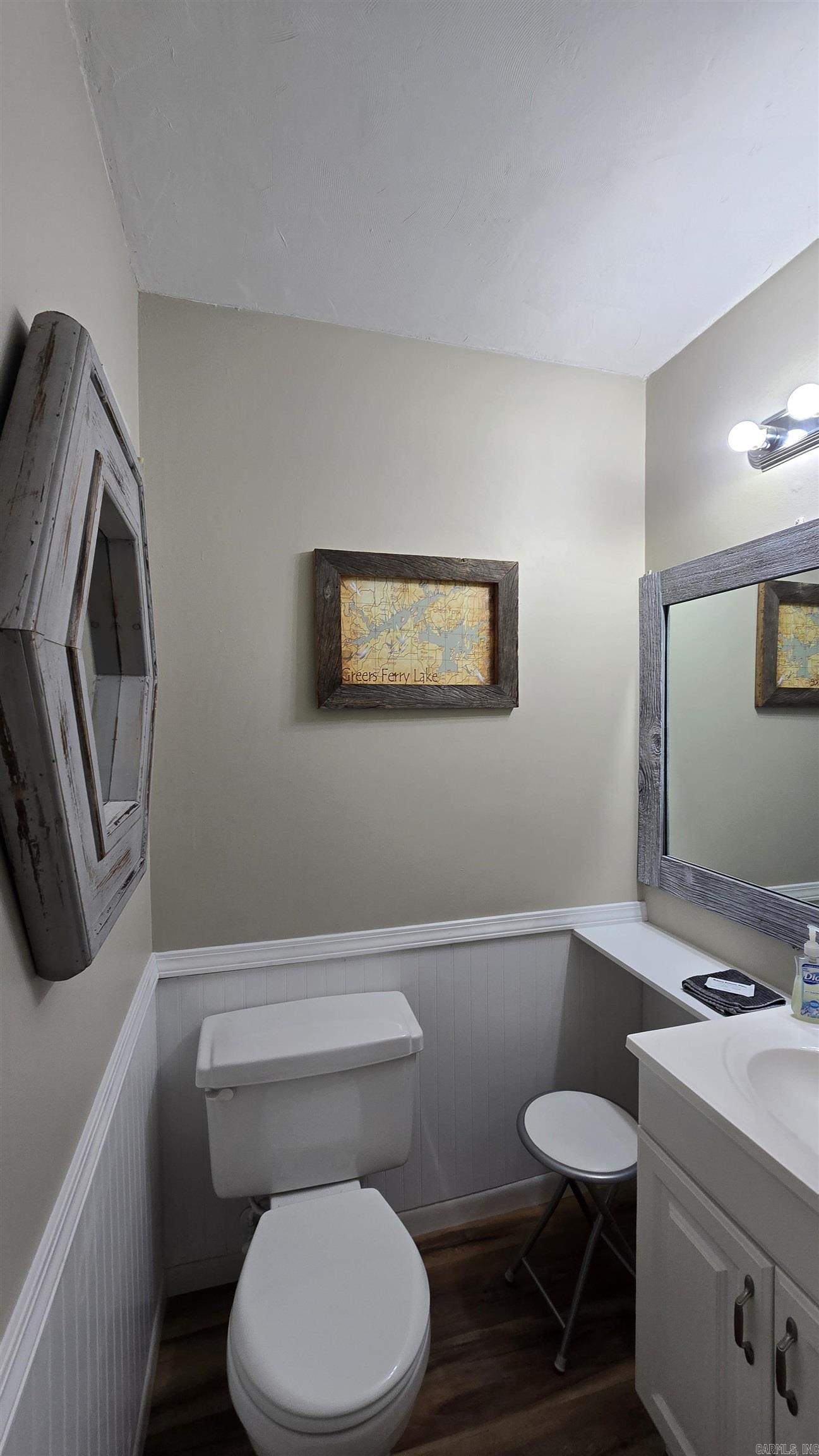Chelsea Glade Condo - Residential