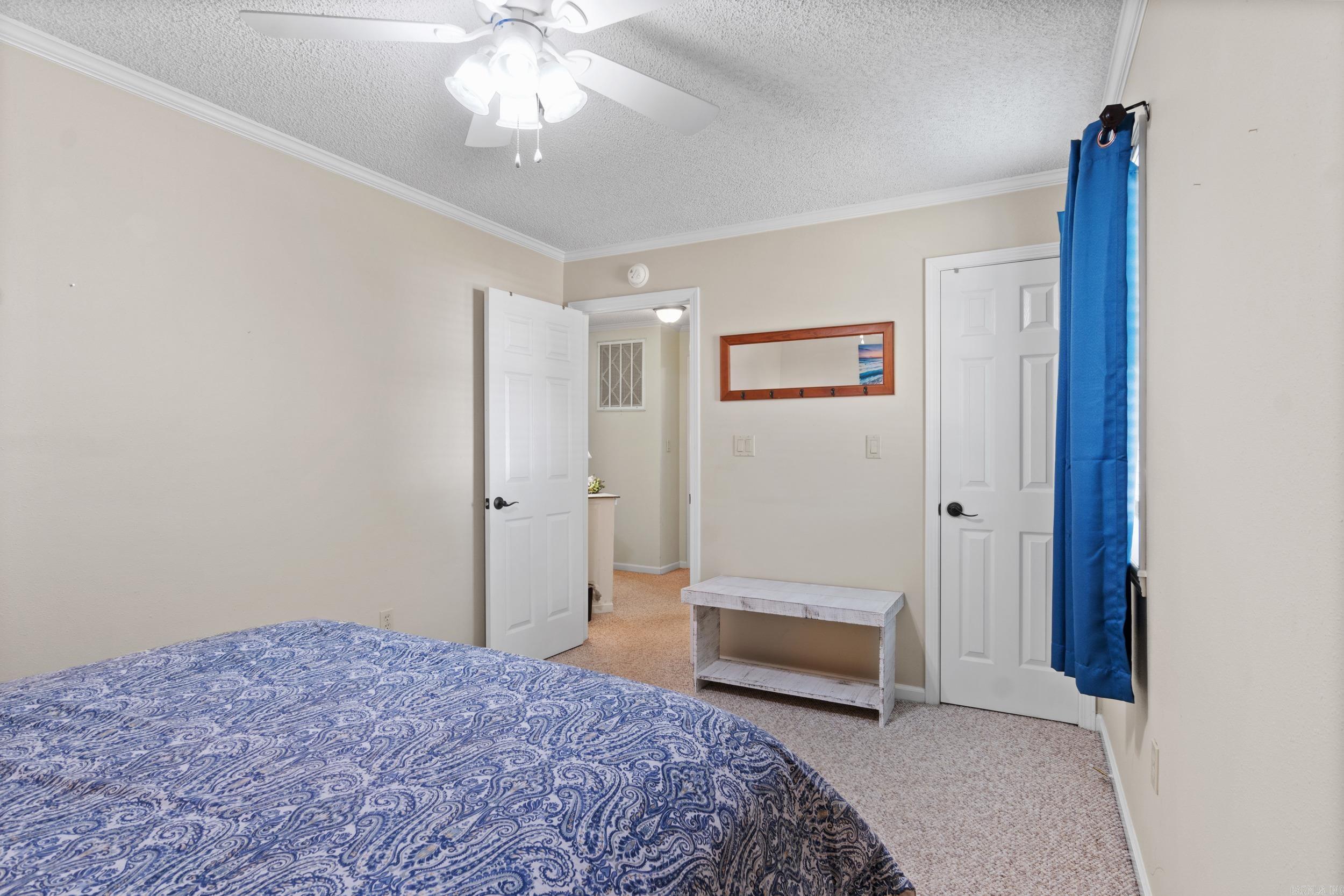 RIVER OAKS - Residential