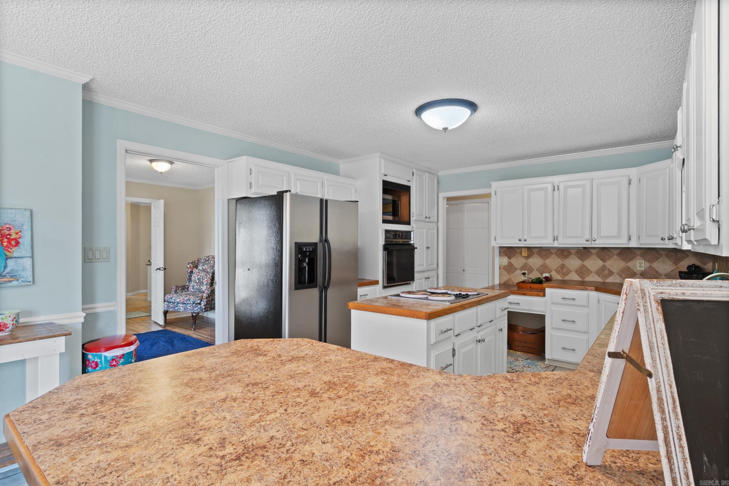 RIVER OAKS - Residential