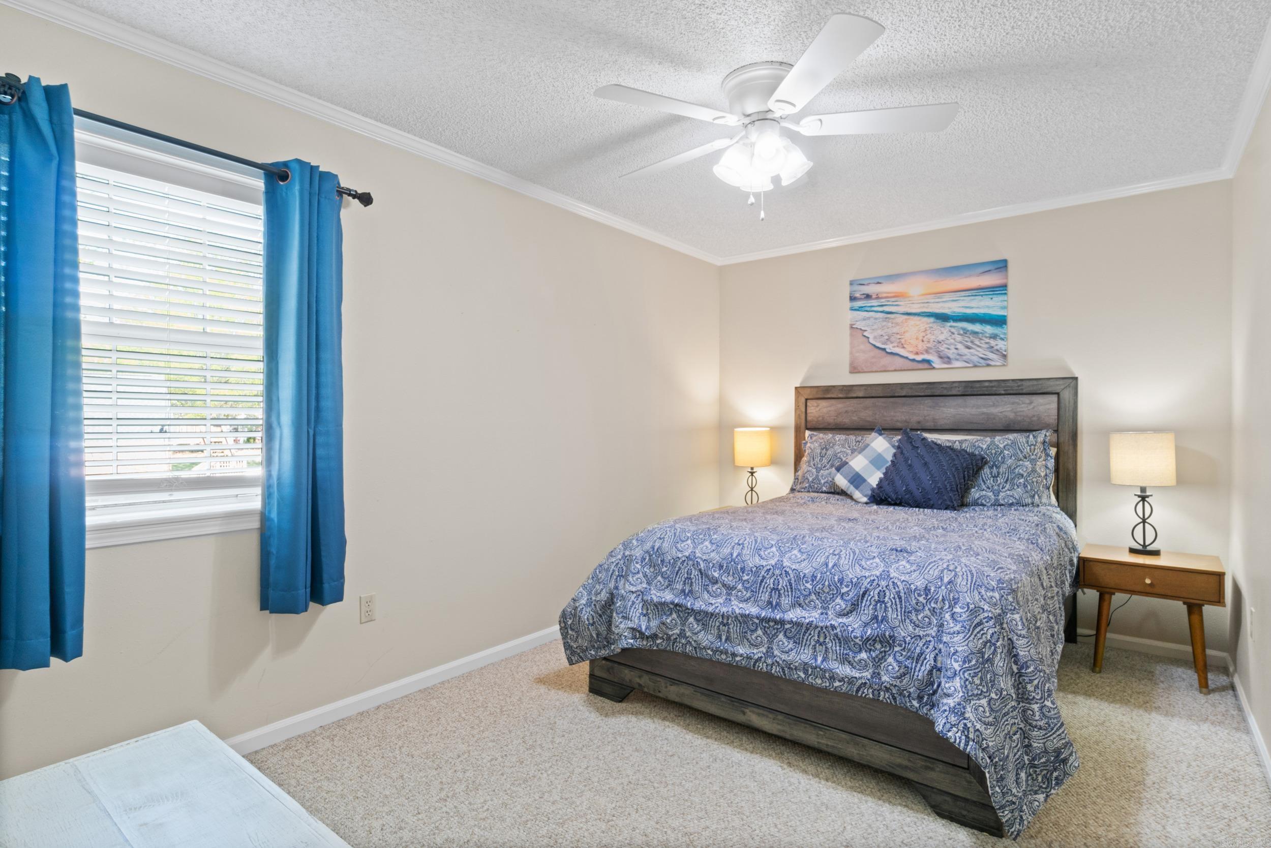 RIVER OAKS - Residential