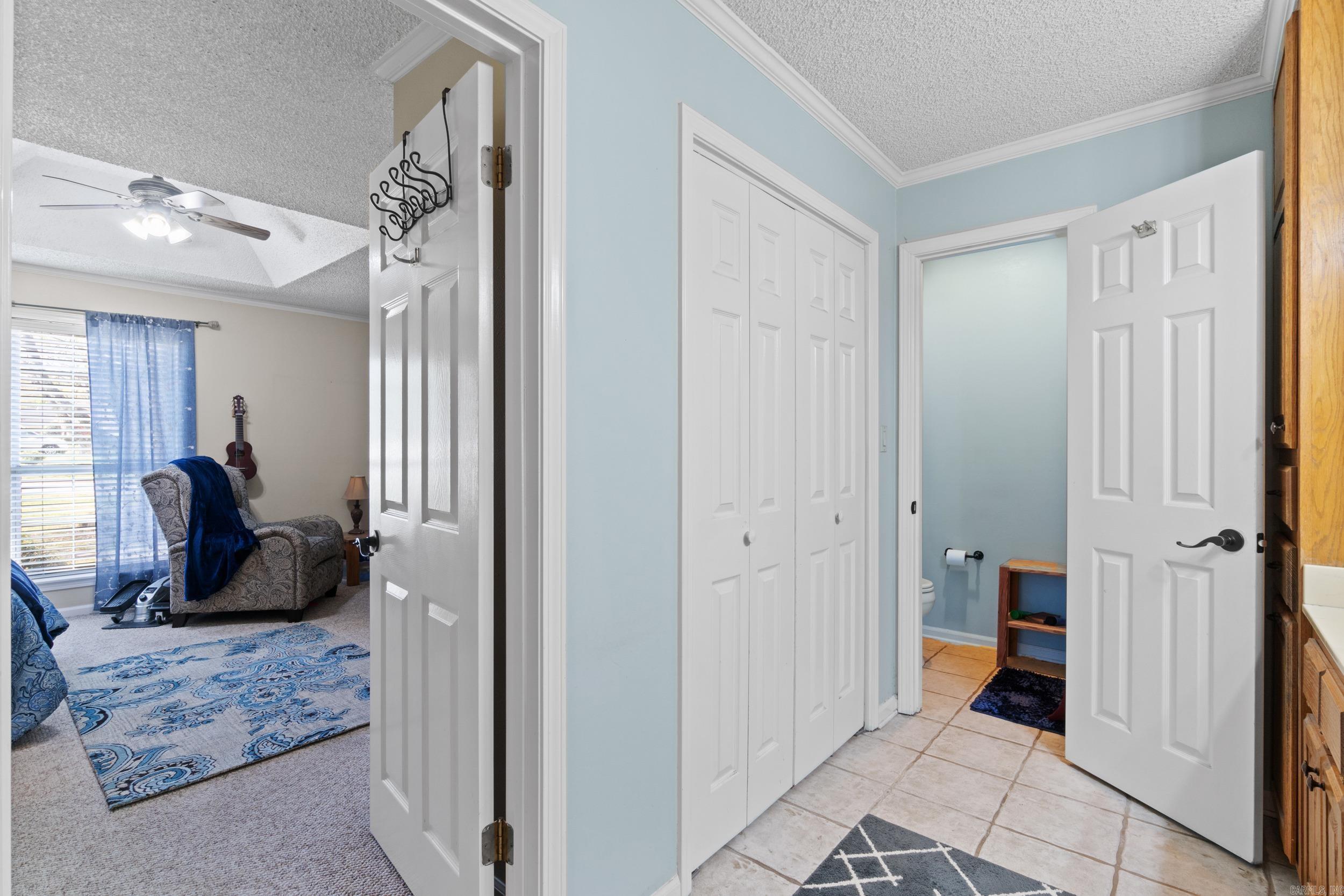 RIVER OAKS - Residential