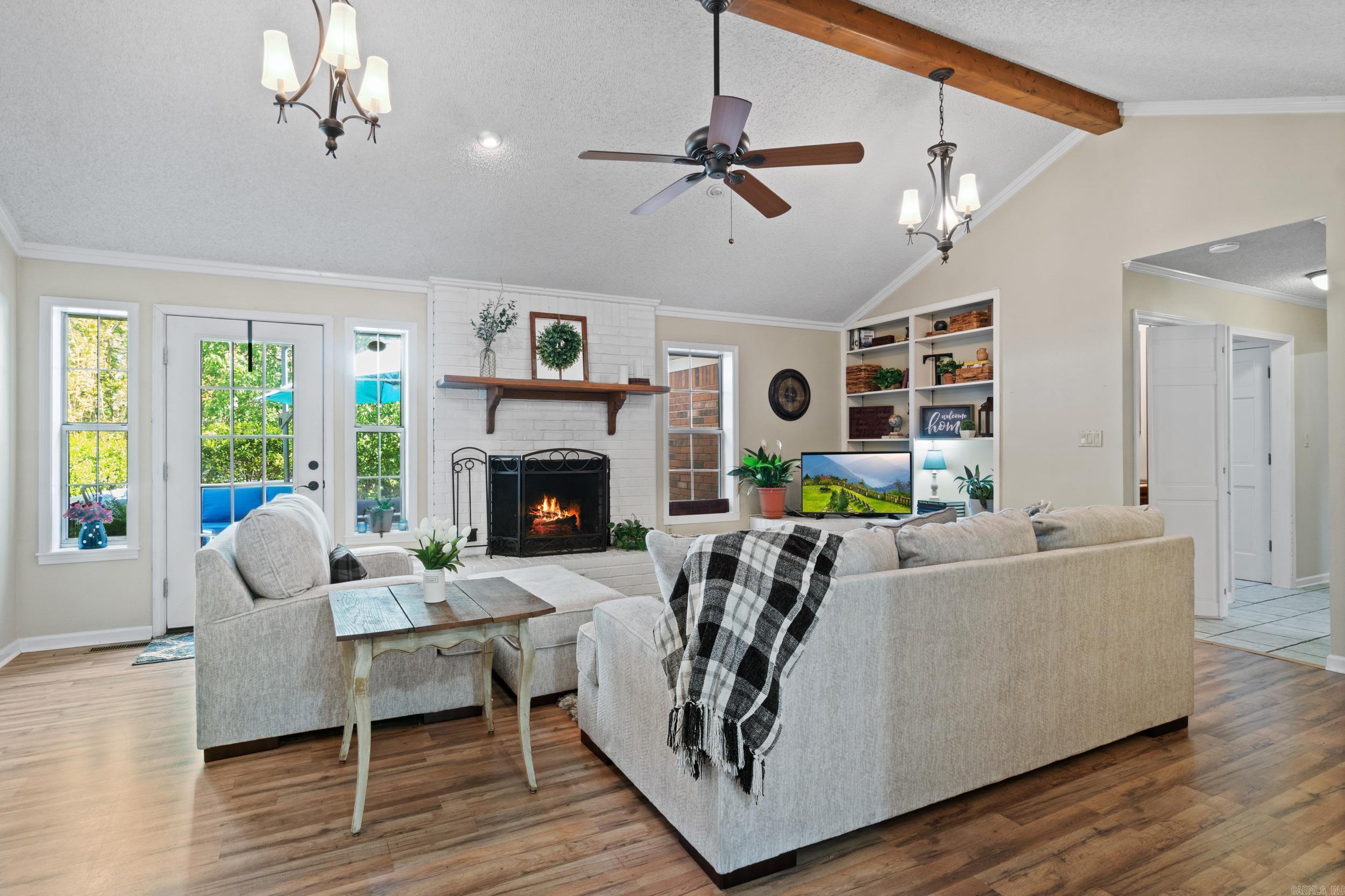 RIVER OAKS - Residential