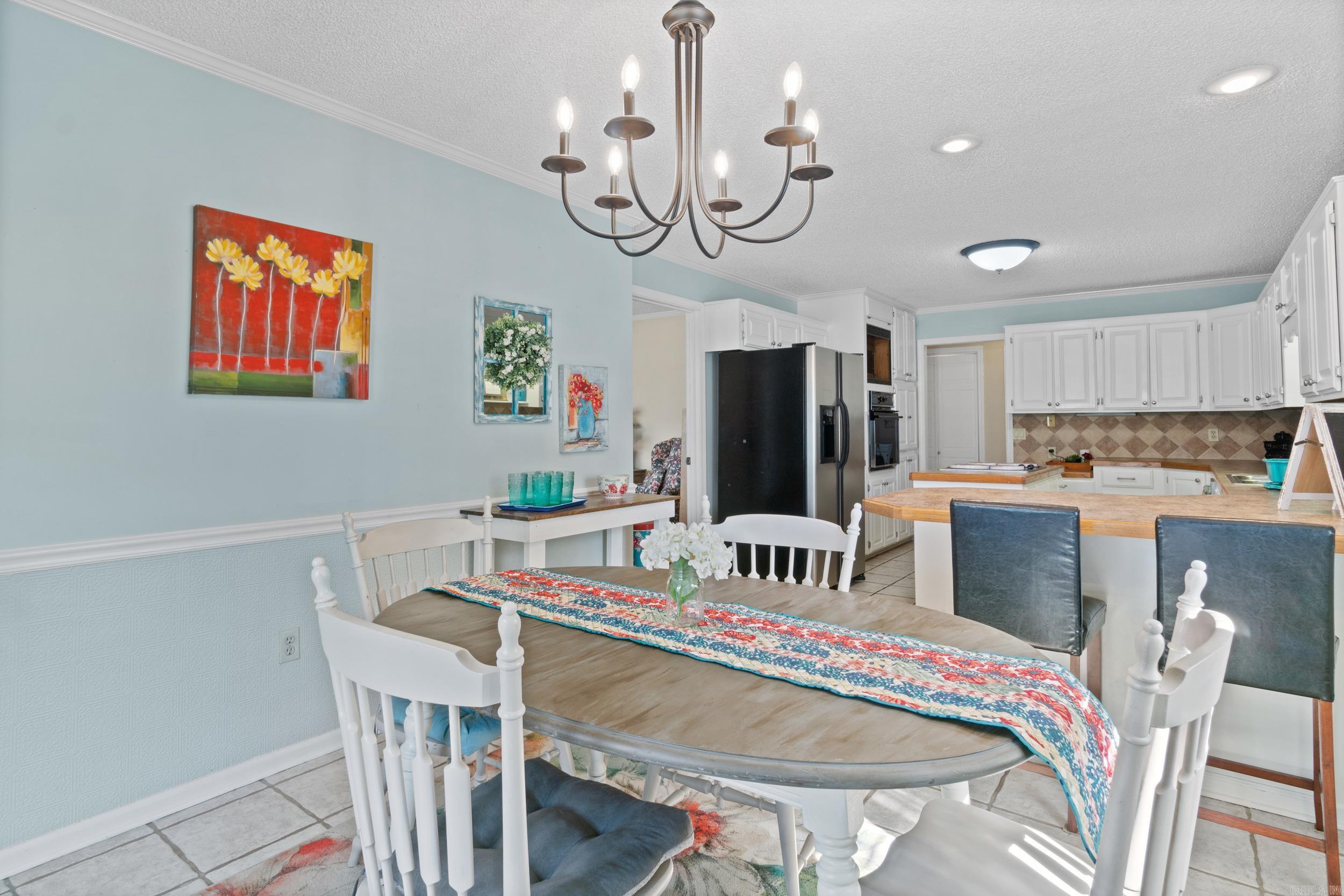 RIVER OAKS - Residential