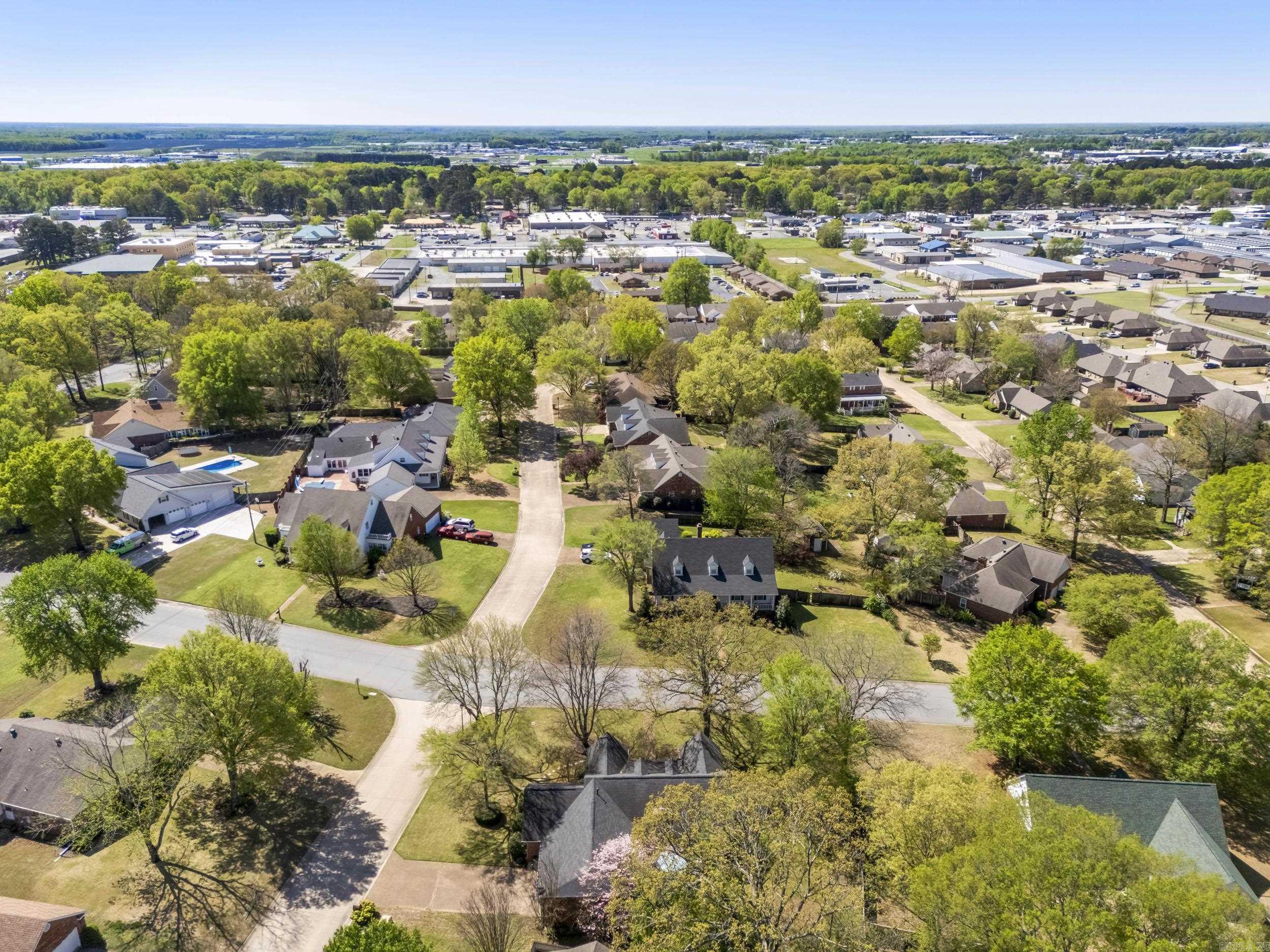 RIVER OAKS - Residential