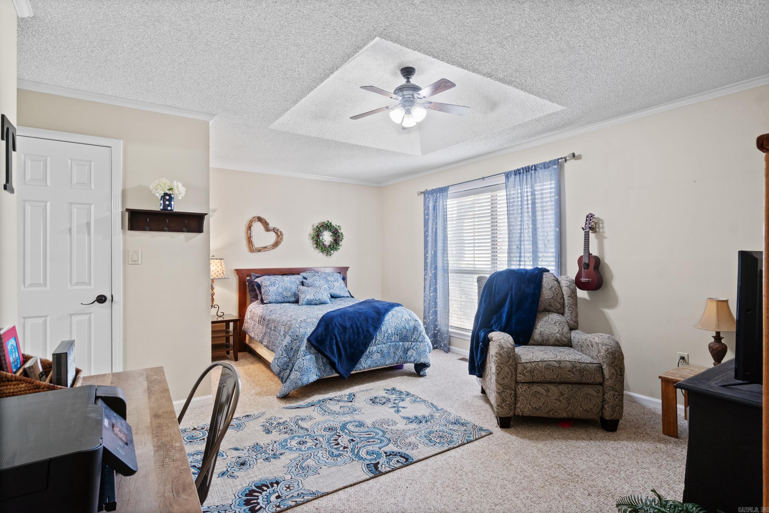 RIVER OAKS - Residential