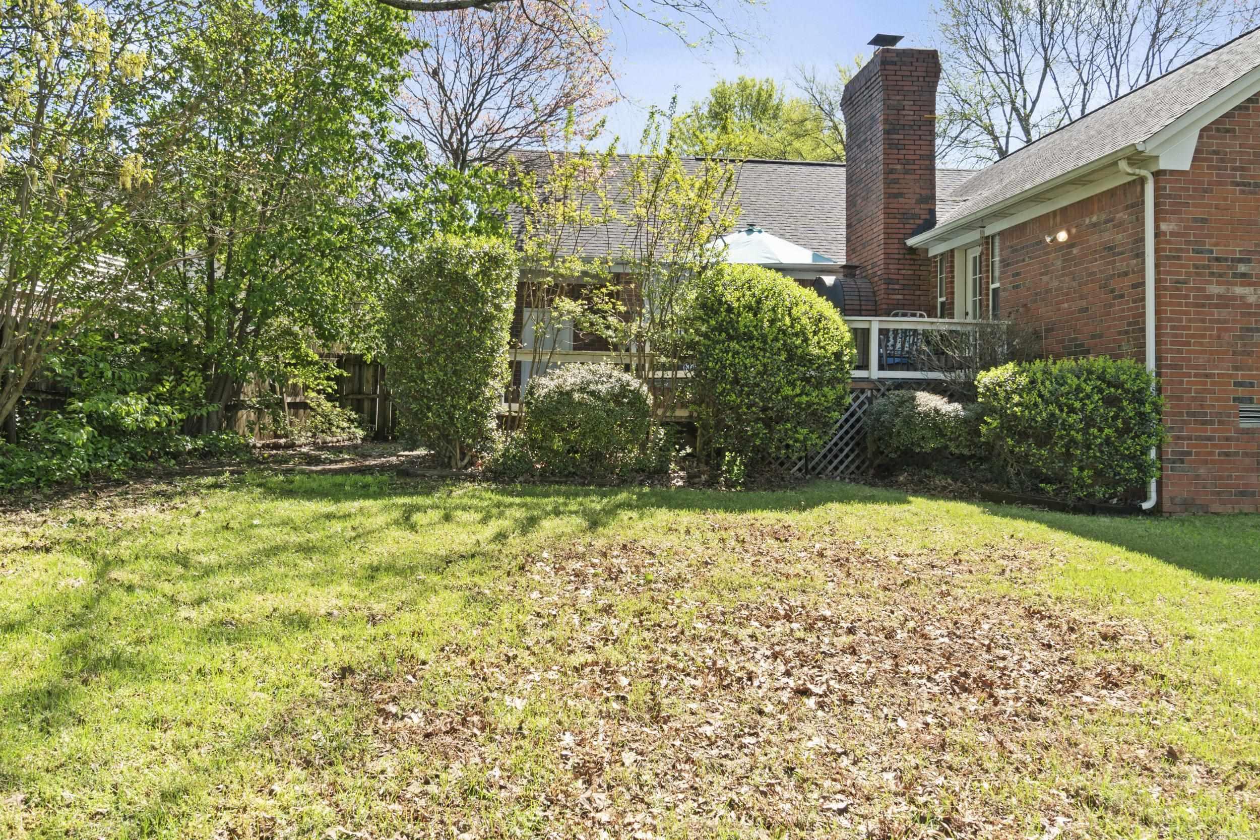 RIVER OAKS - Residential