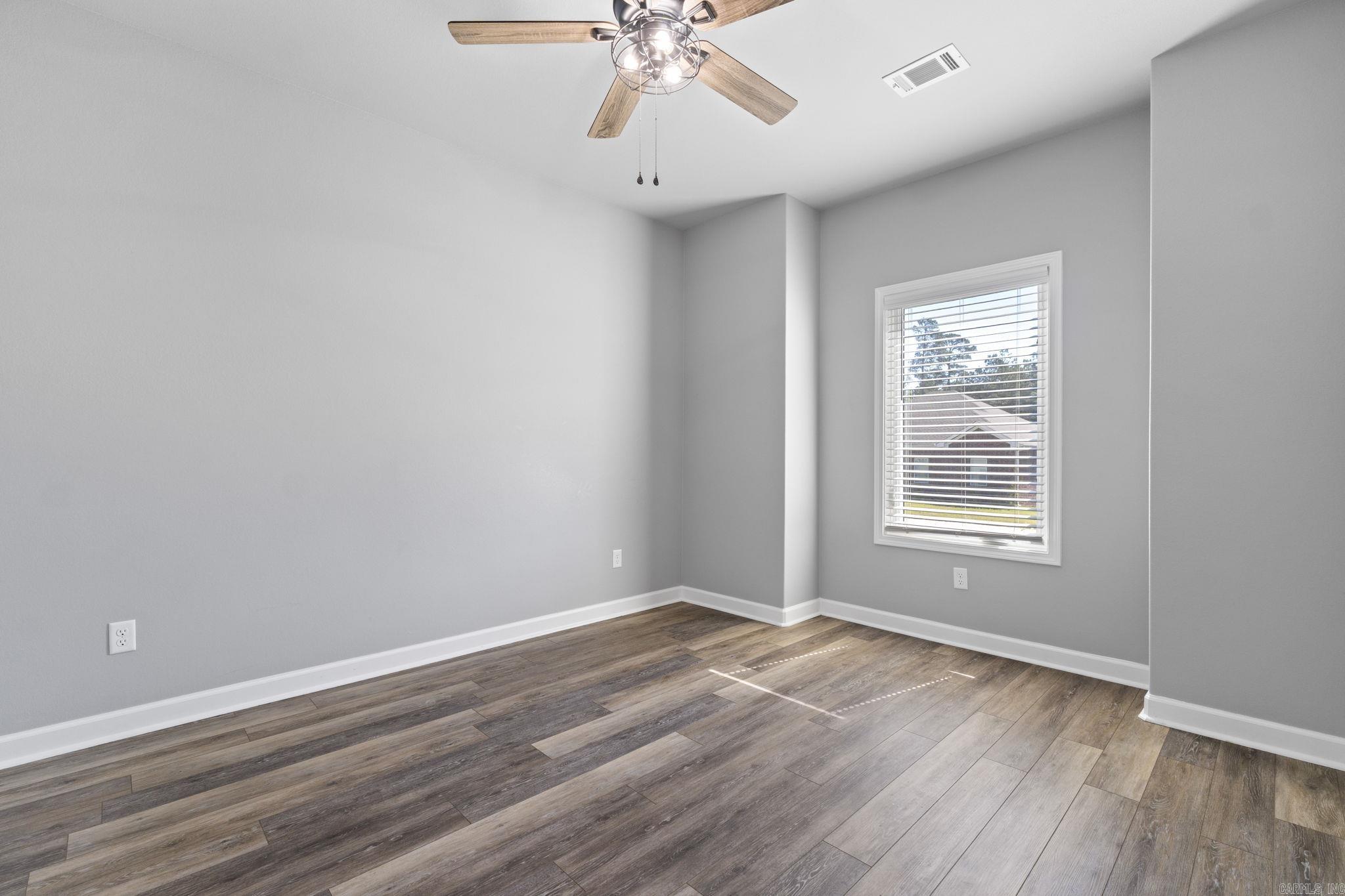 NORTHSHORE RIDGE - Residential
